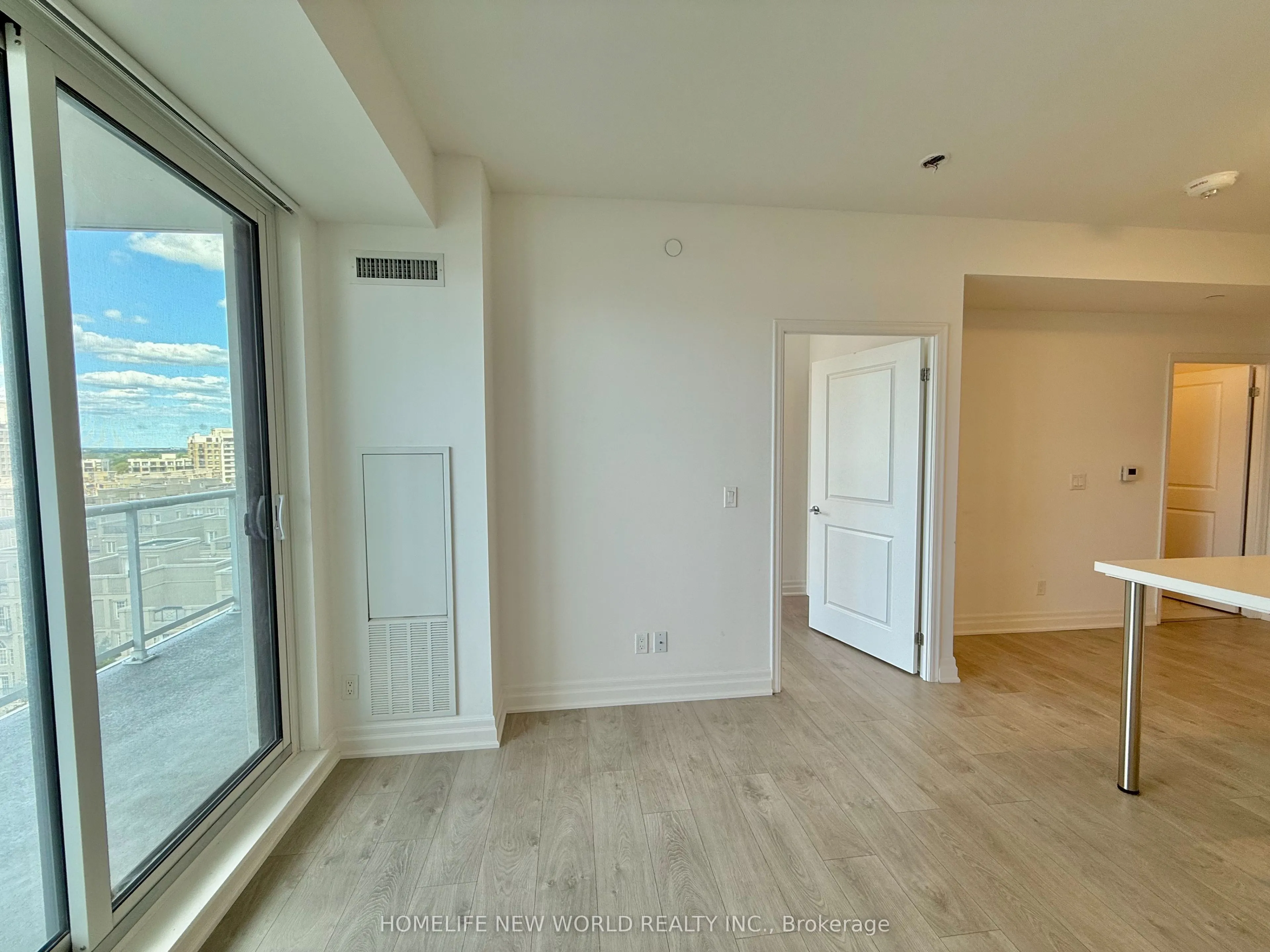 8 Rouge Valley Drive W, #803B
