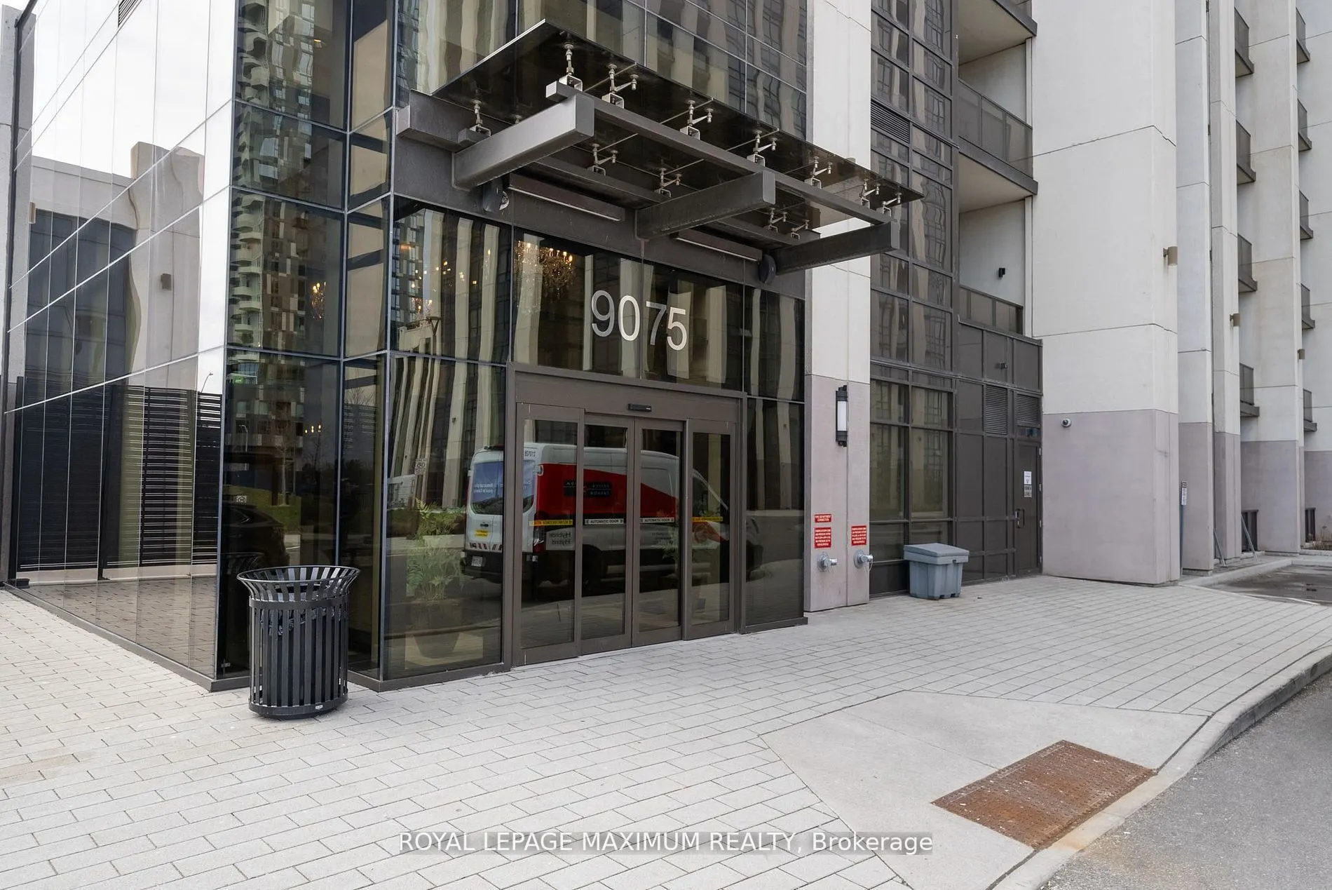 9075 Jane Street, #1804