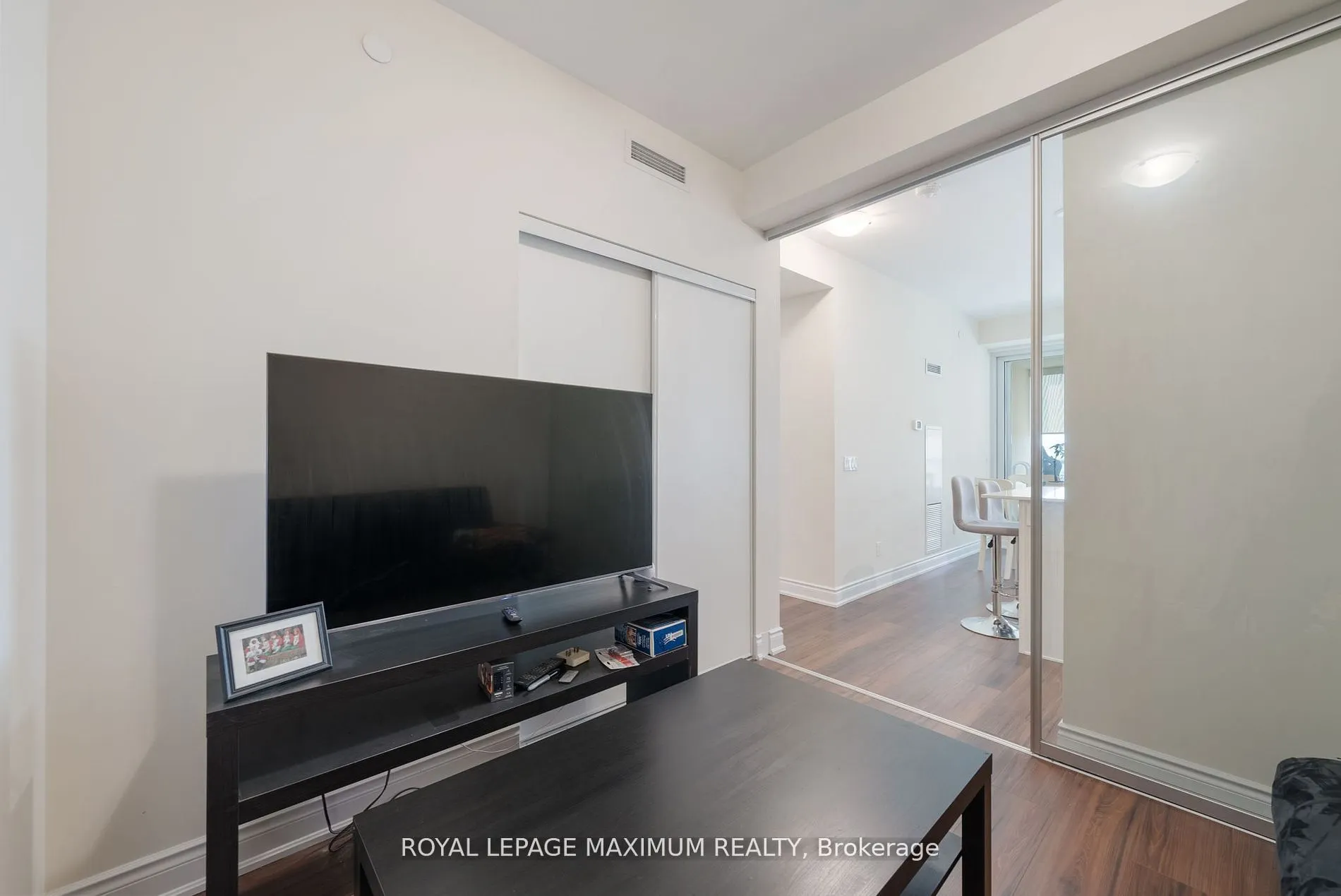 9075 Jane Street, #1804