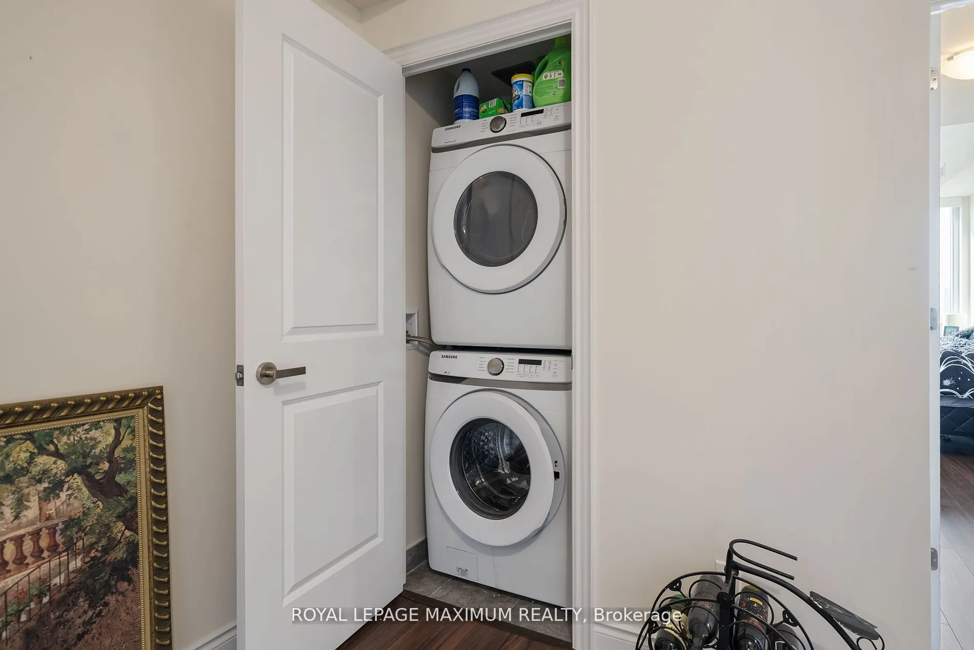 9075 Jane Street, #1804