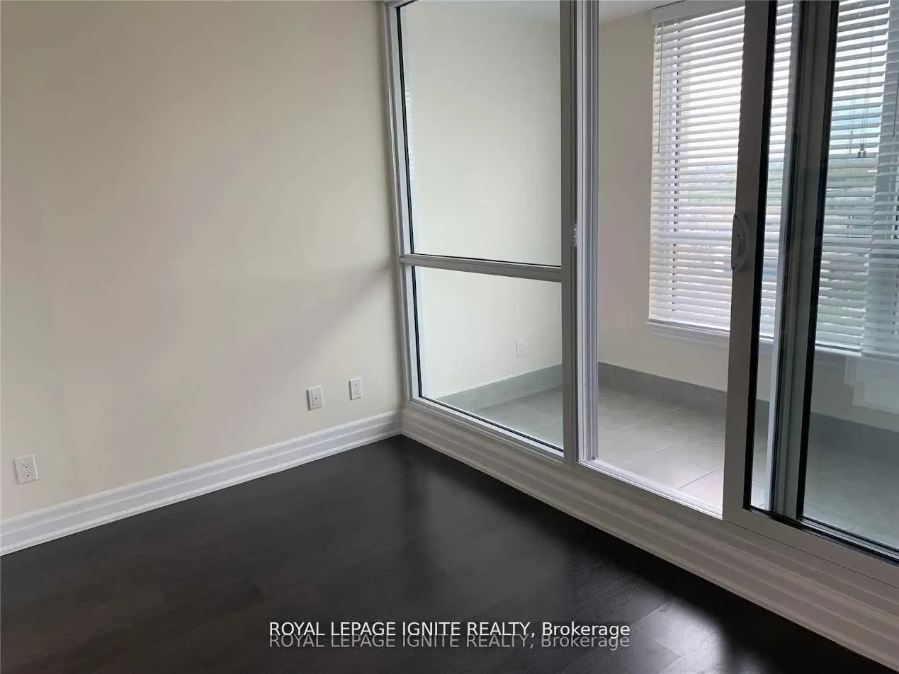 9085 Jane Street, #1401
