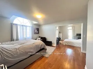 35 Glenbrook Drive