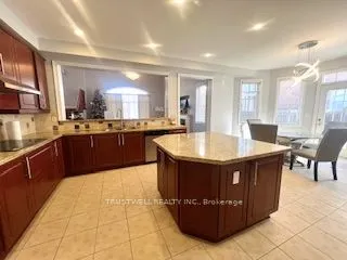 35 Glenbrook Drive