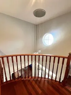 35 Glenbrook Drive