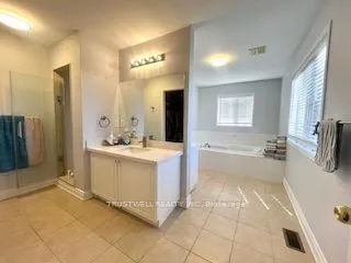 35 Glenbrook Drive