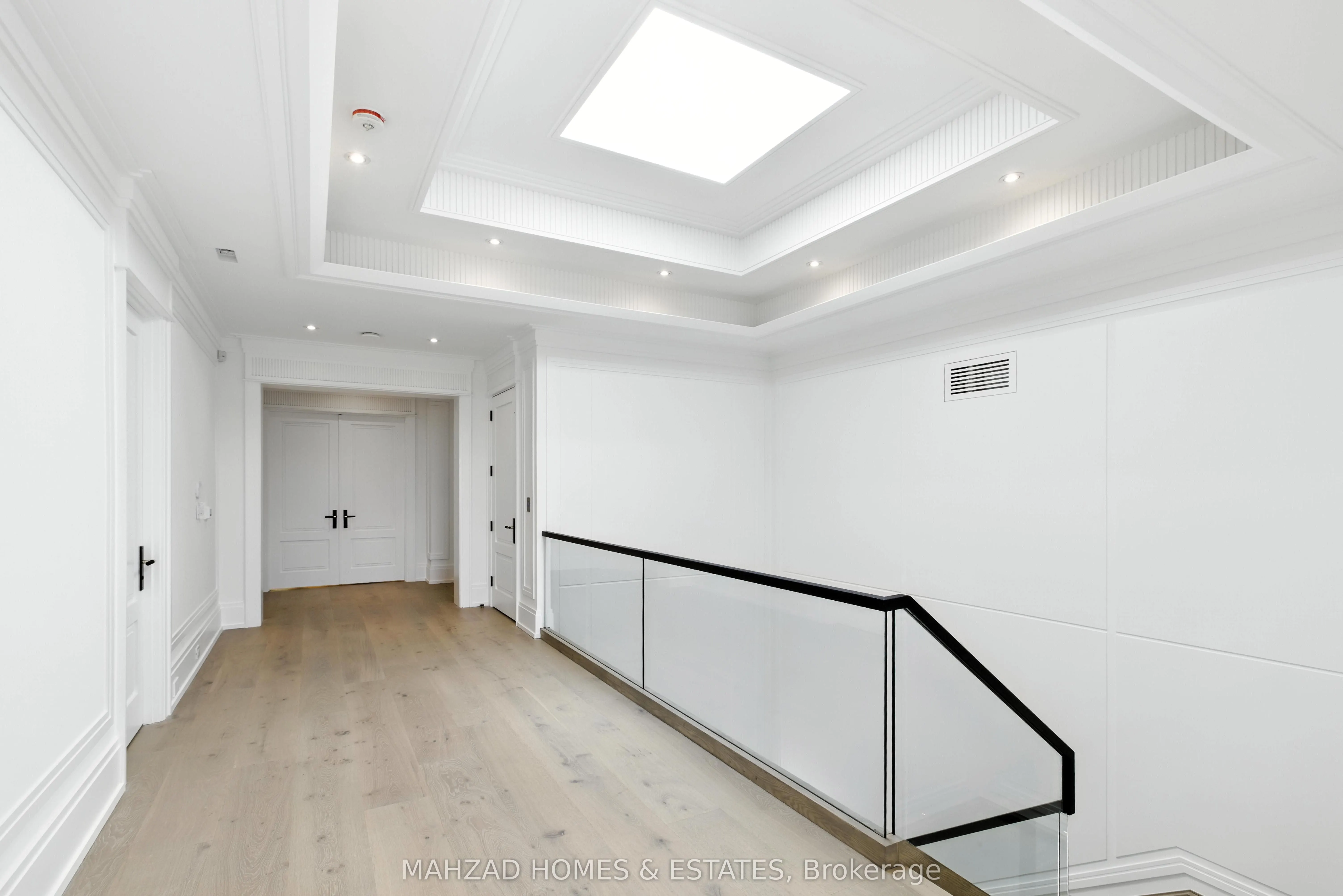 30 B Scott Drive