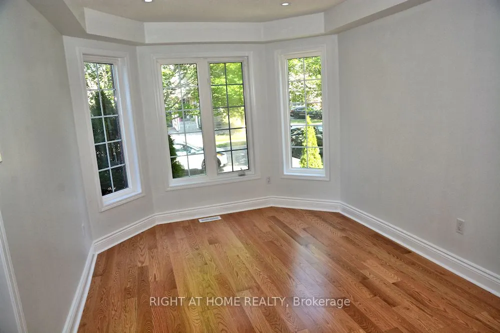242 Flagstone Way
