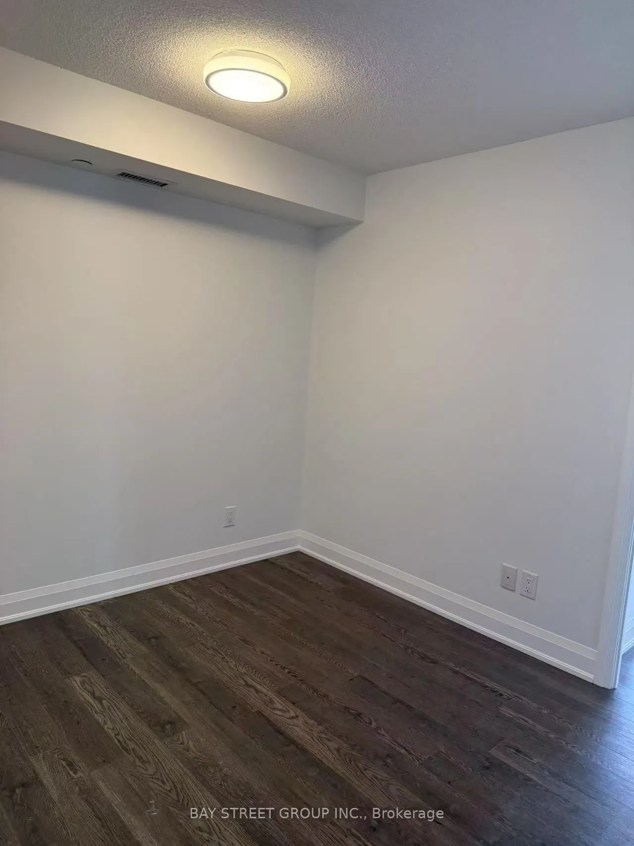 1 Uptown Drive, #1202