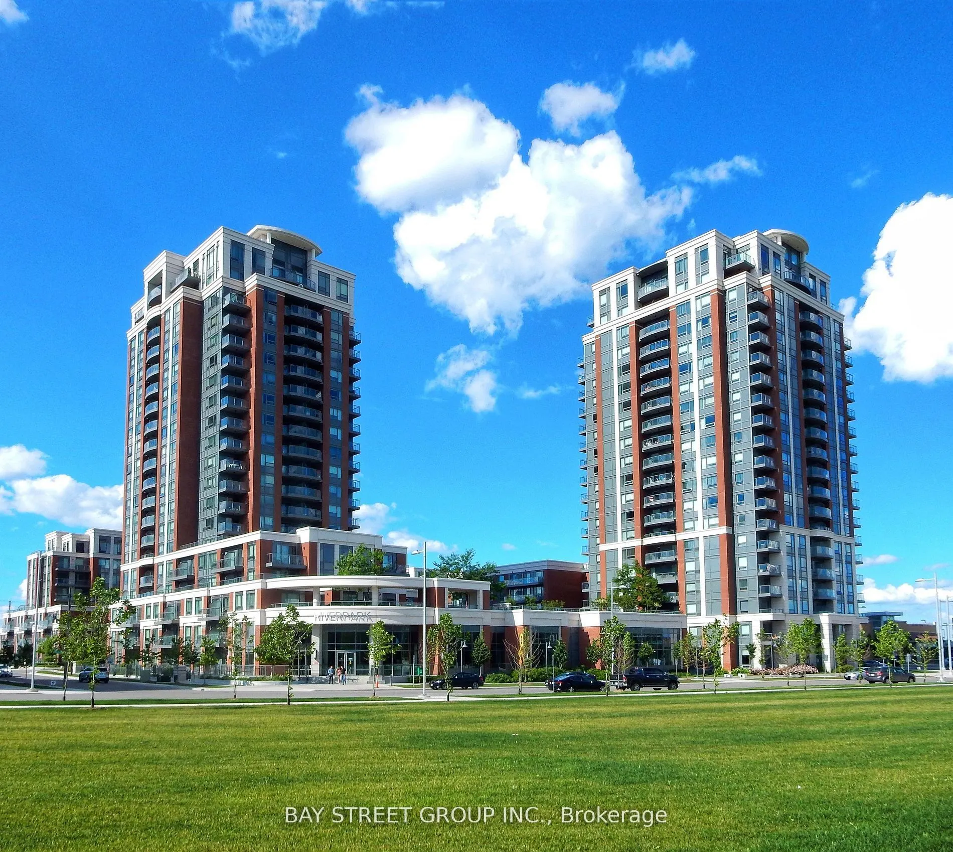1 Uptown Drive, #1202