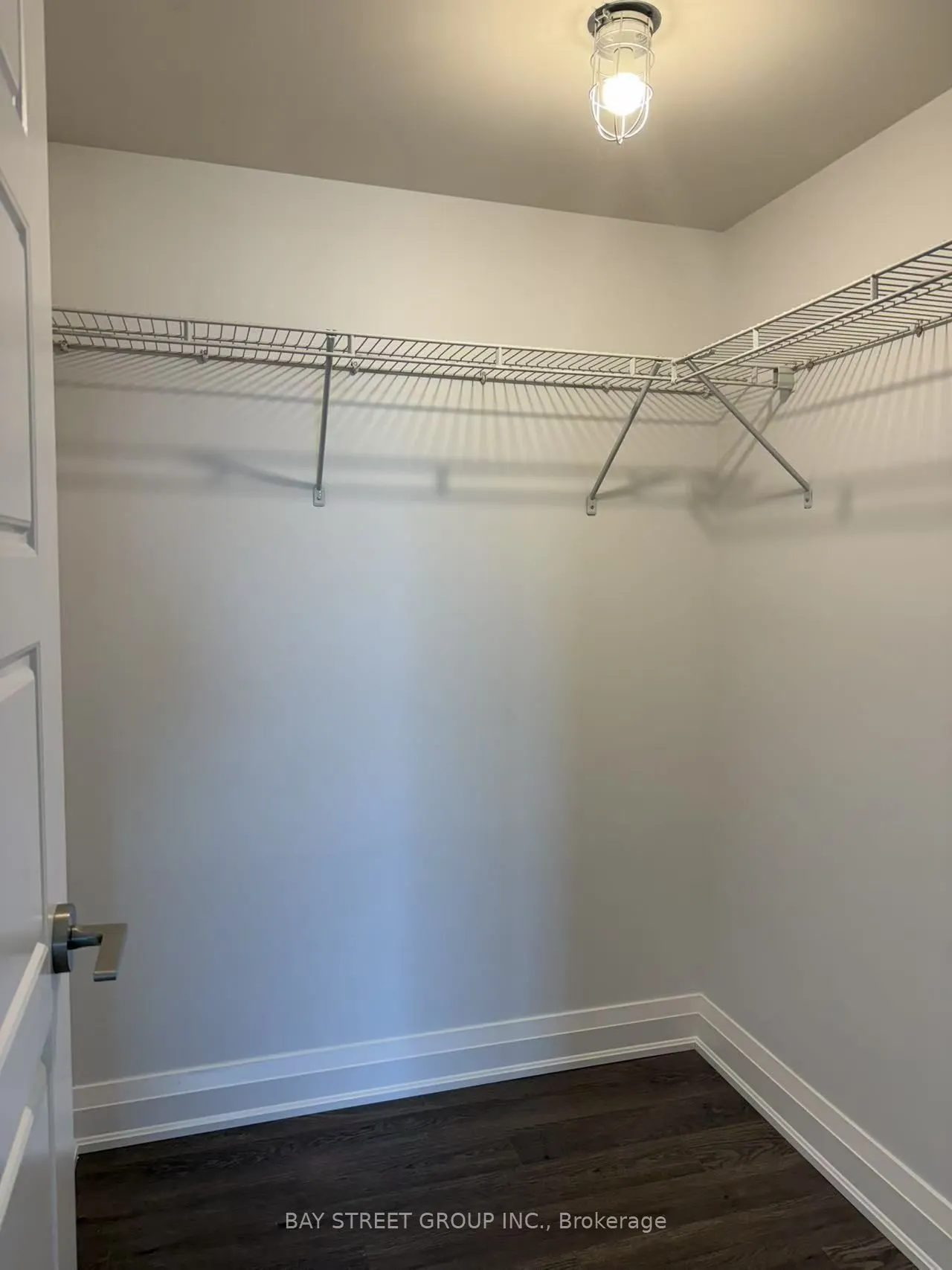 1 Uptown Drive, #1202