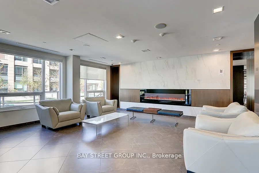 1 Uptown Drive, #1202