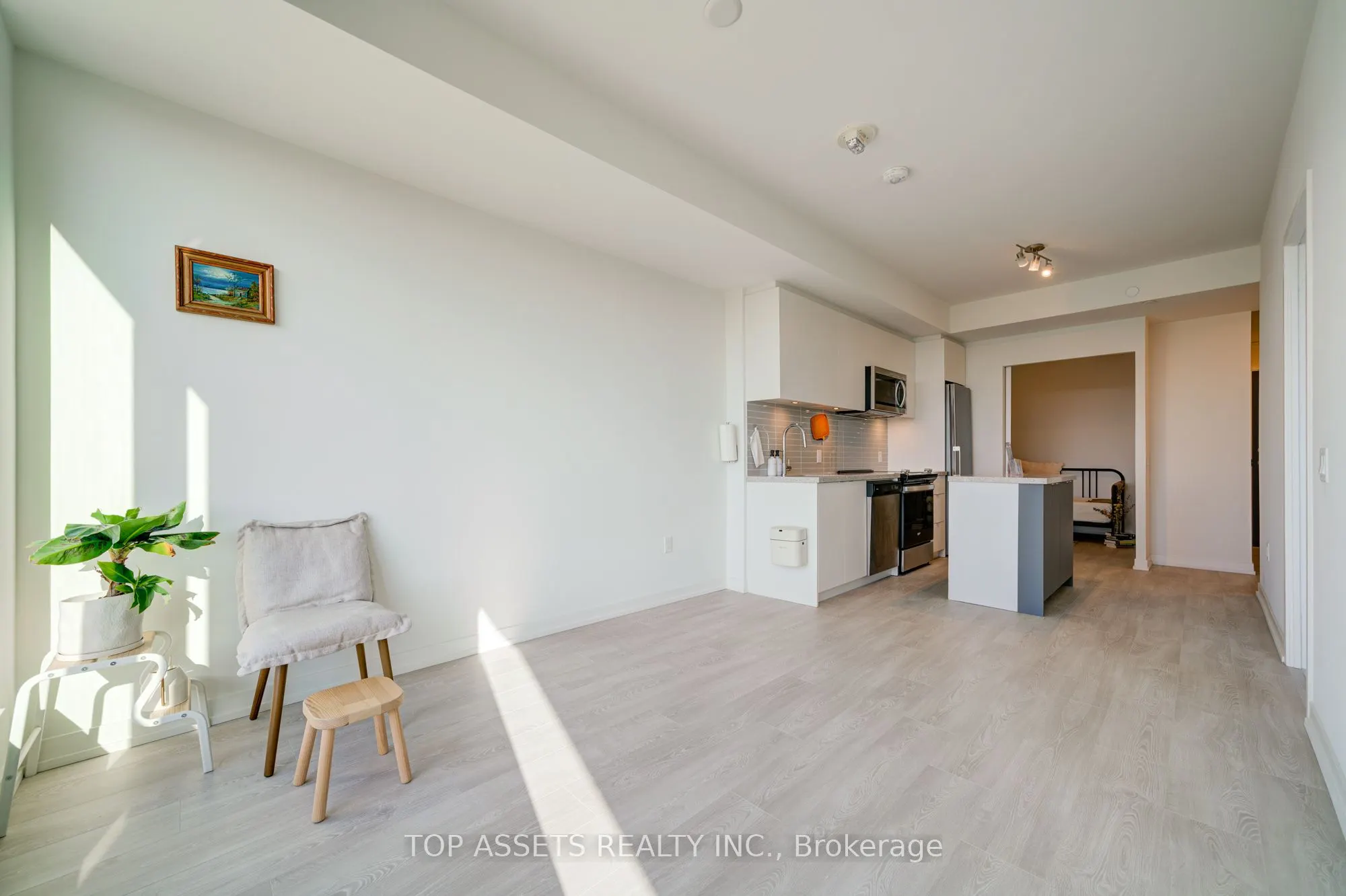 3 Rosewater Street, #910W