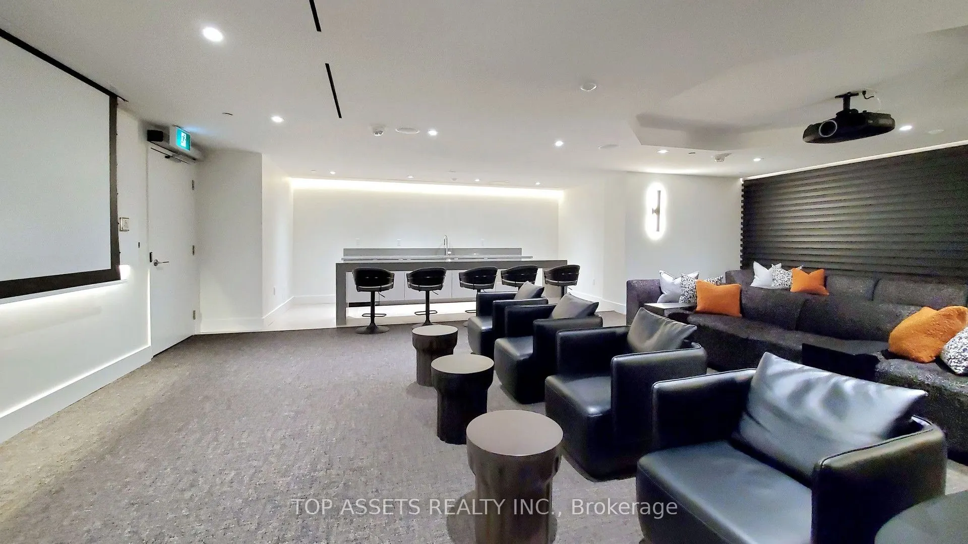 3 Rosewater Street, #910W