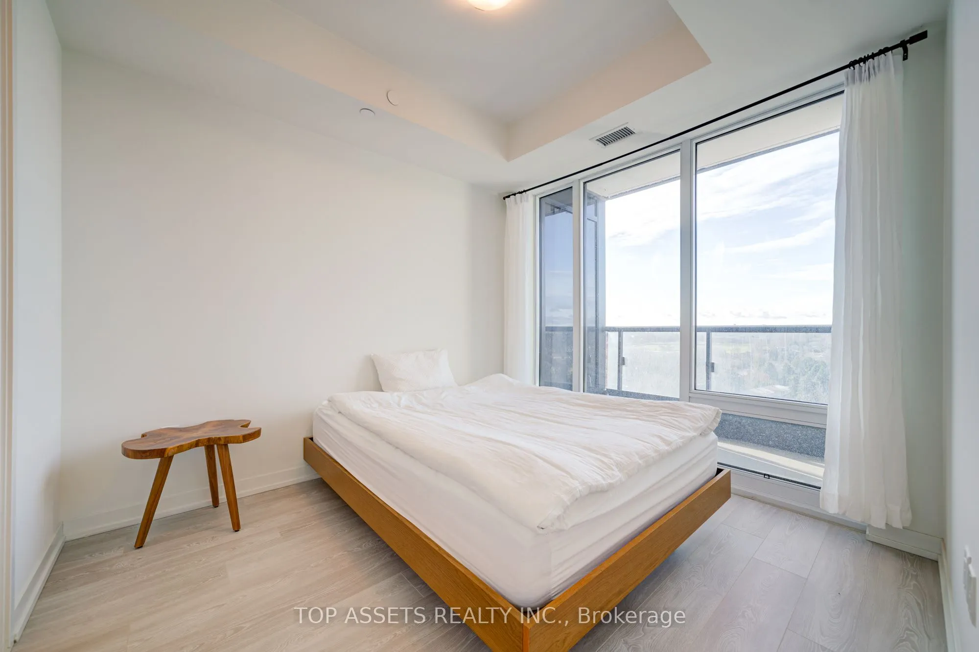 3 Rosewater Street, #910W
