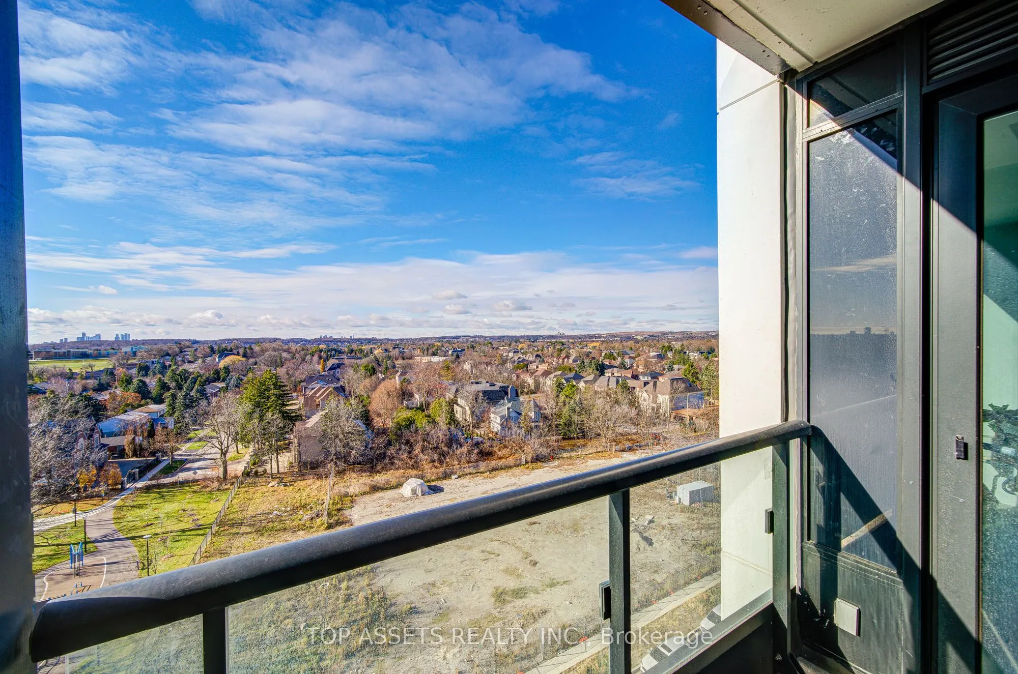 3 Rosewater Street, #910W