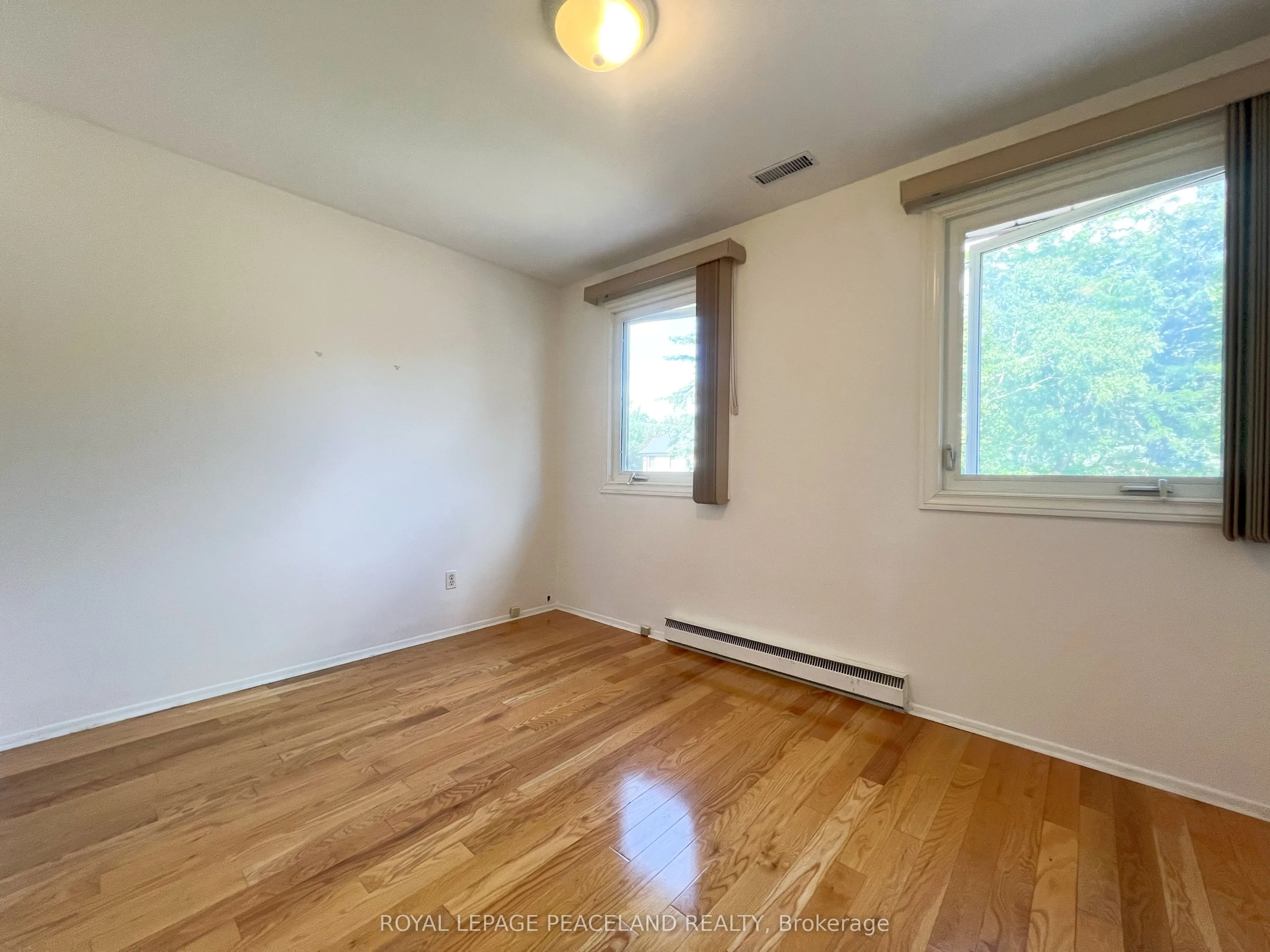 67 Emmeloord Crescent