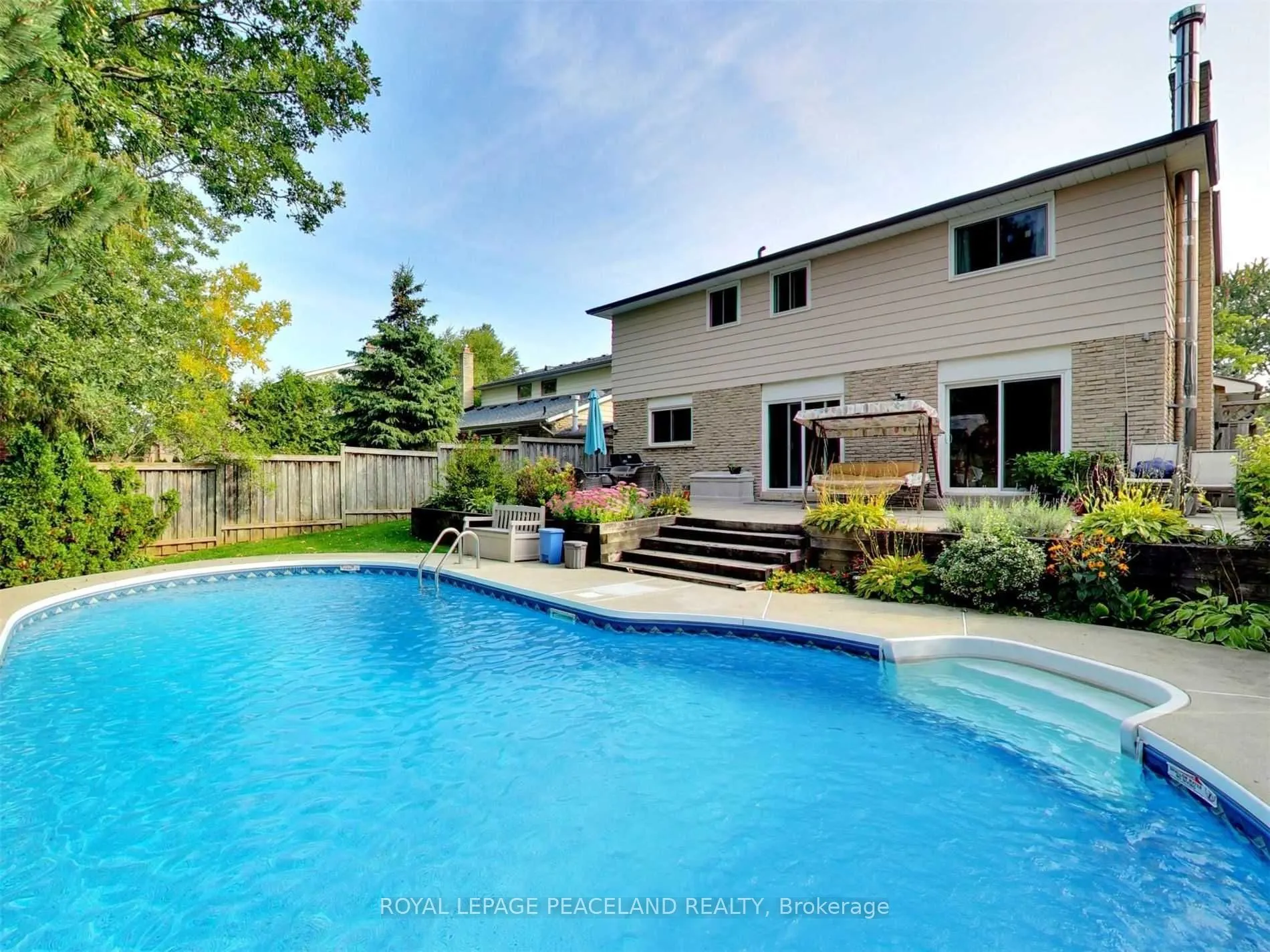 67 Emmeloord Crescent