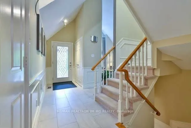 17 Longwater Chase