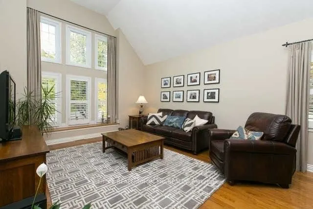 17 Longwater Chase