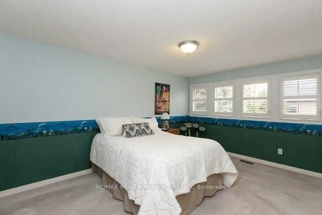 17 Longwater Chase