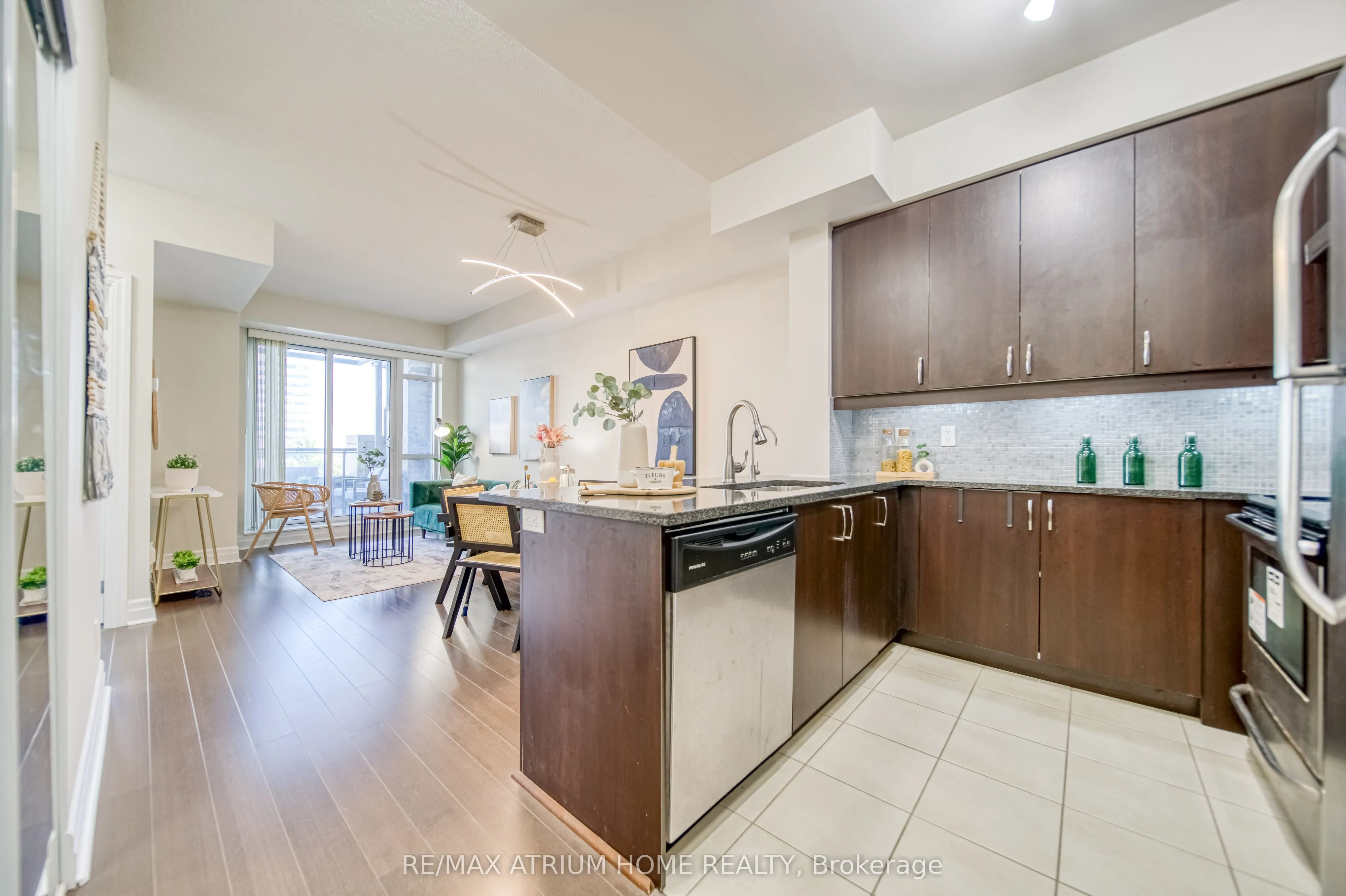 8110 Birchmount Road, #317