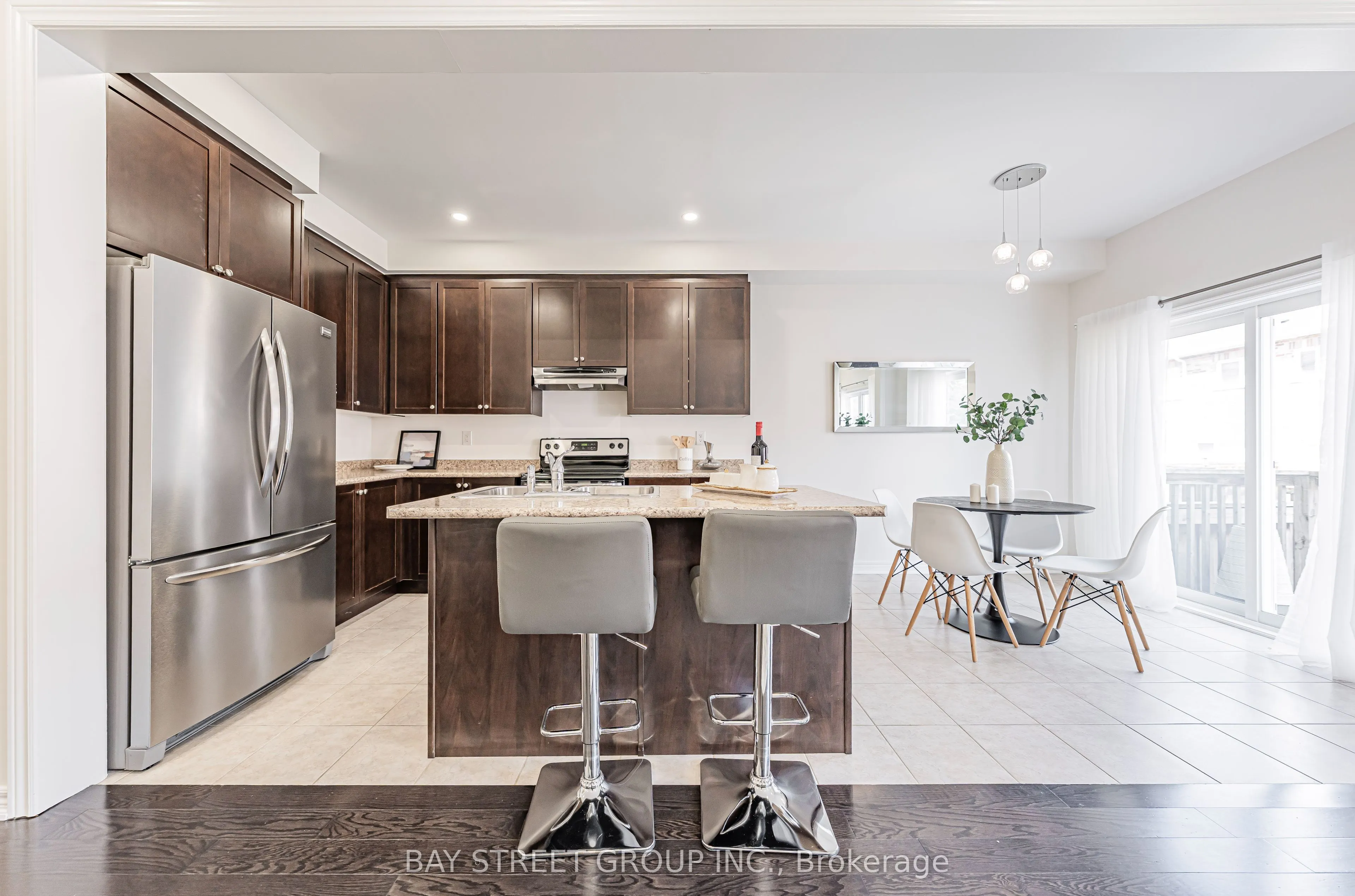 28 Rougeview Park Crescent