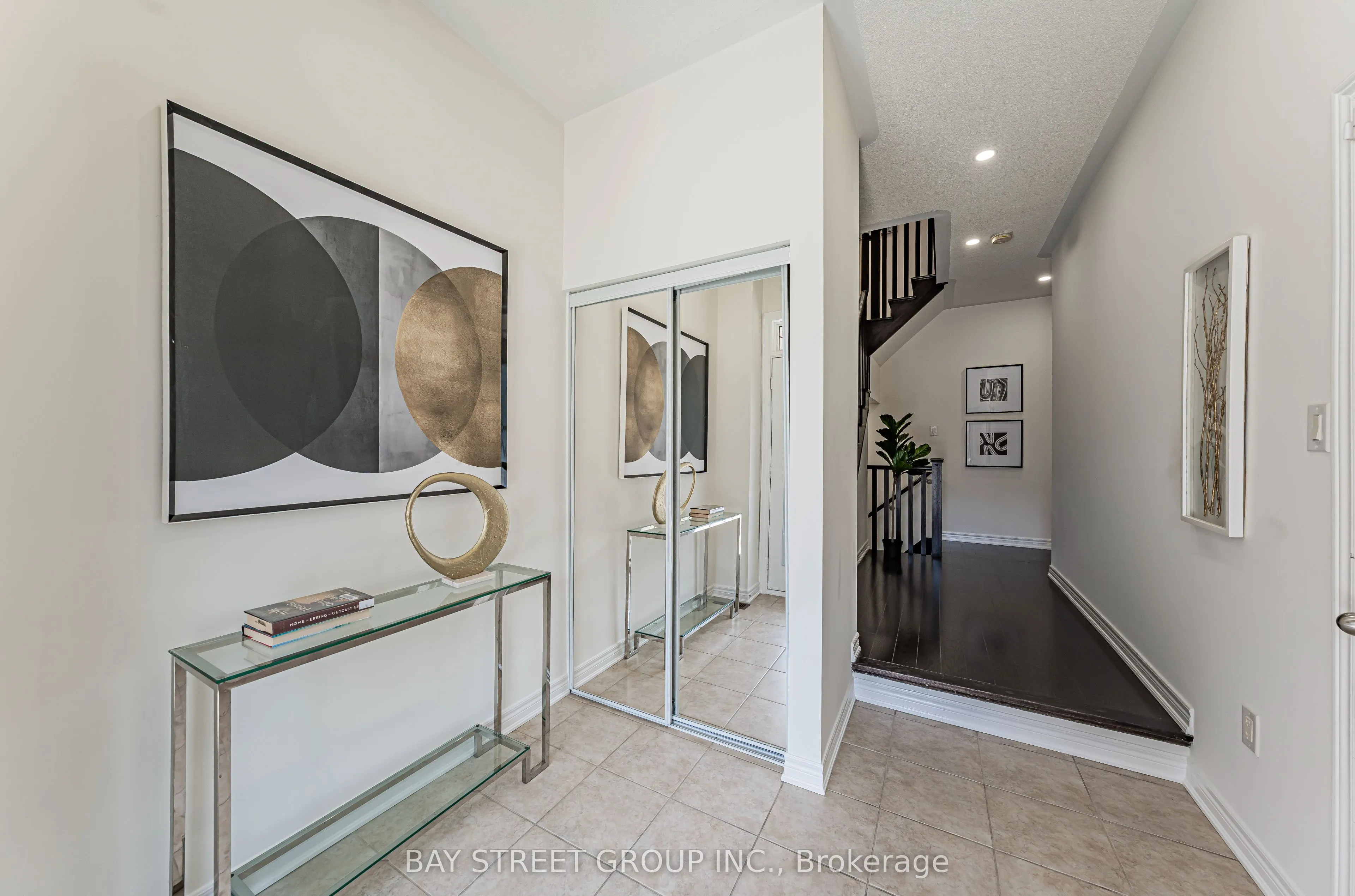 28 Rougeview Park Crescent