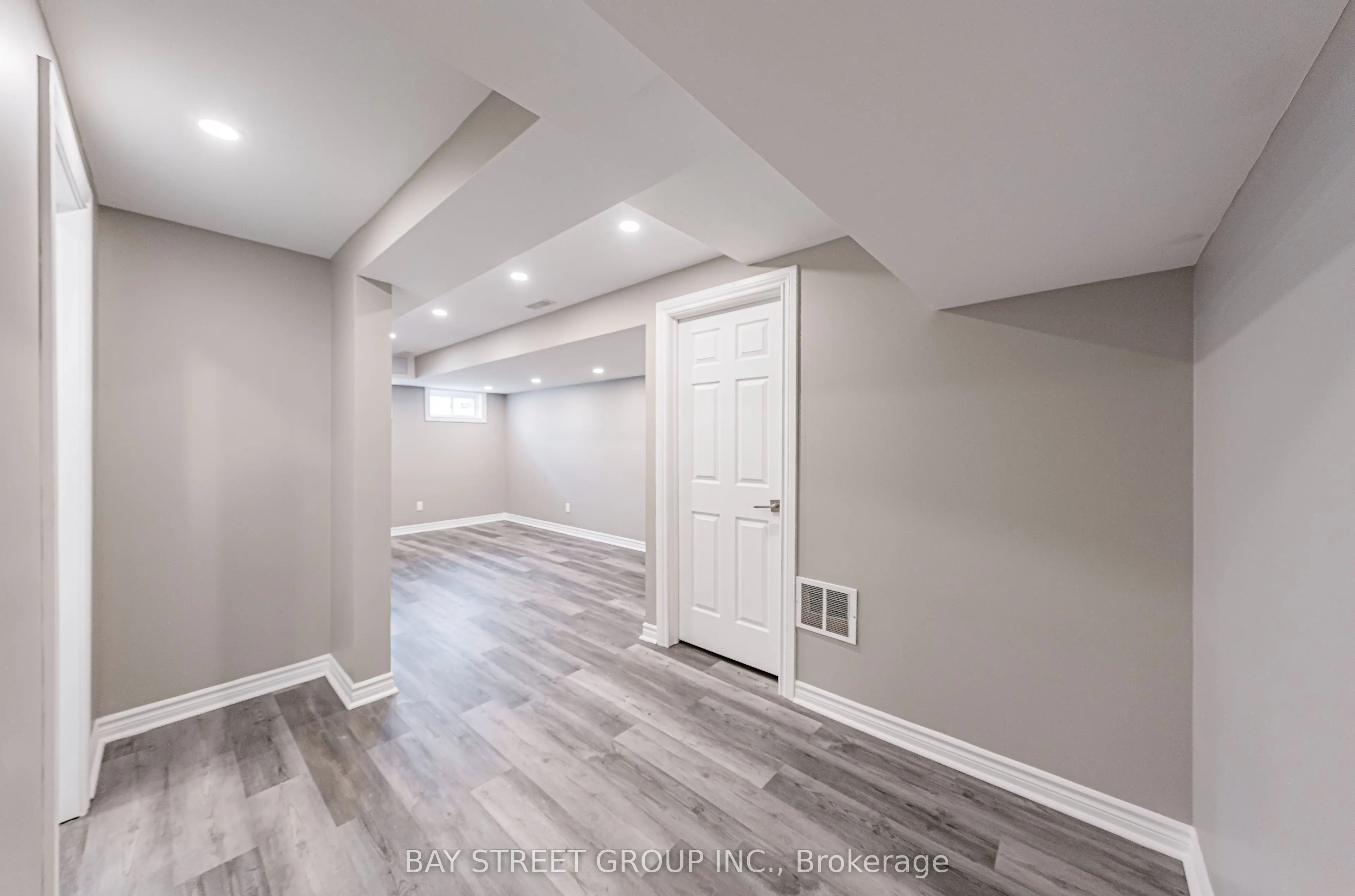 28 Rougeview Park Crescent