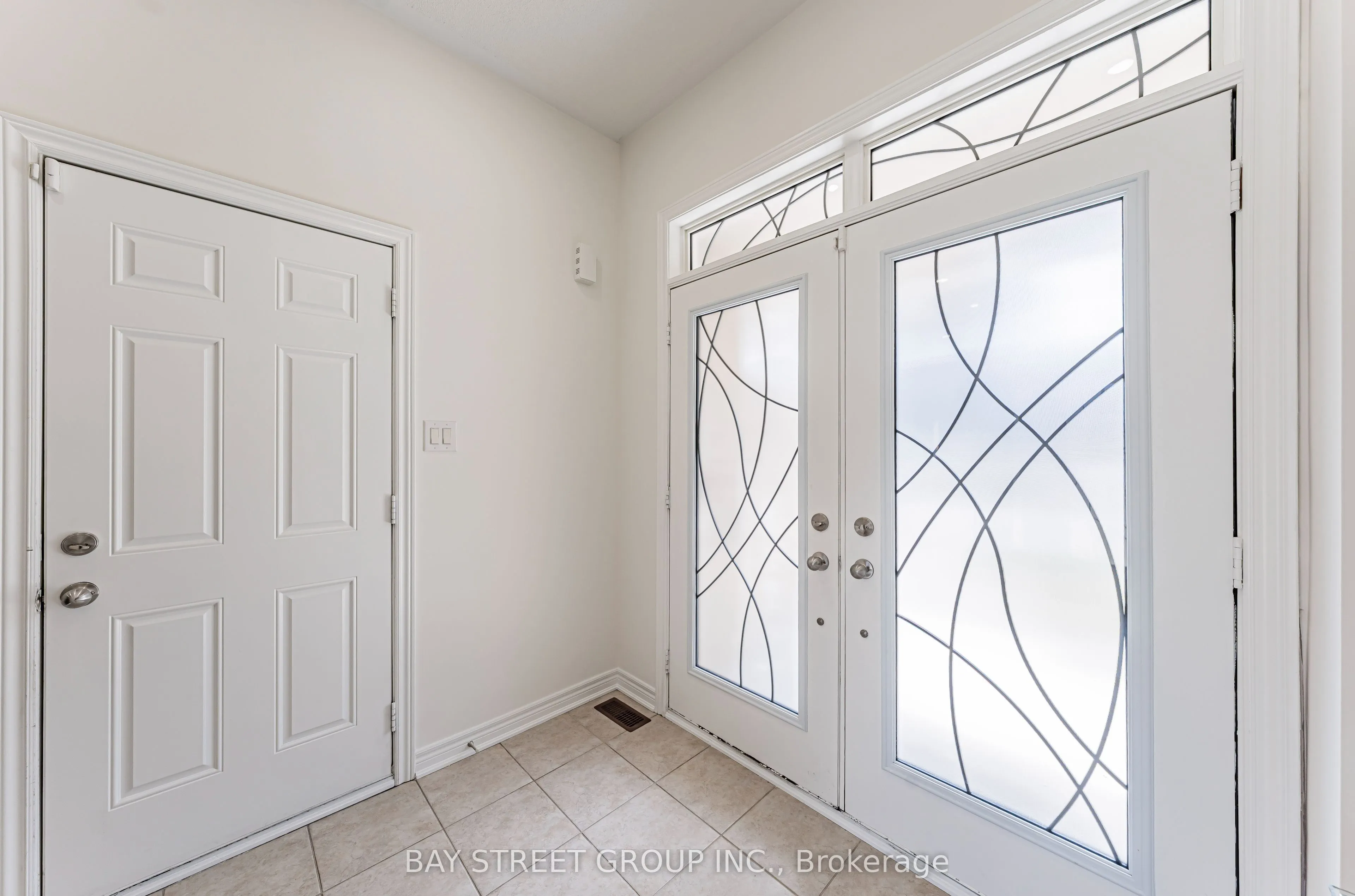 28 Rougeview Park Crescent