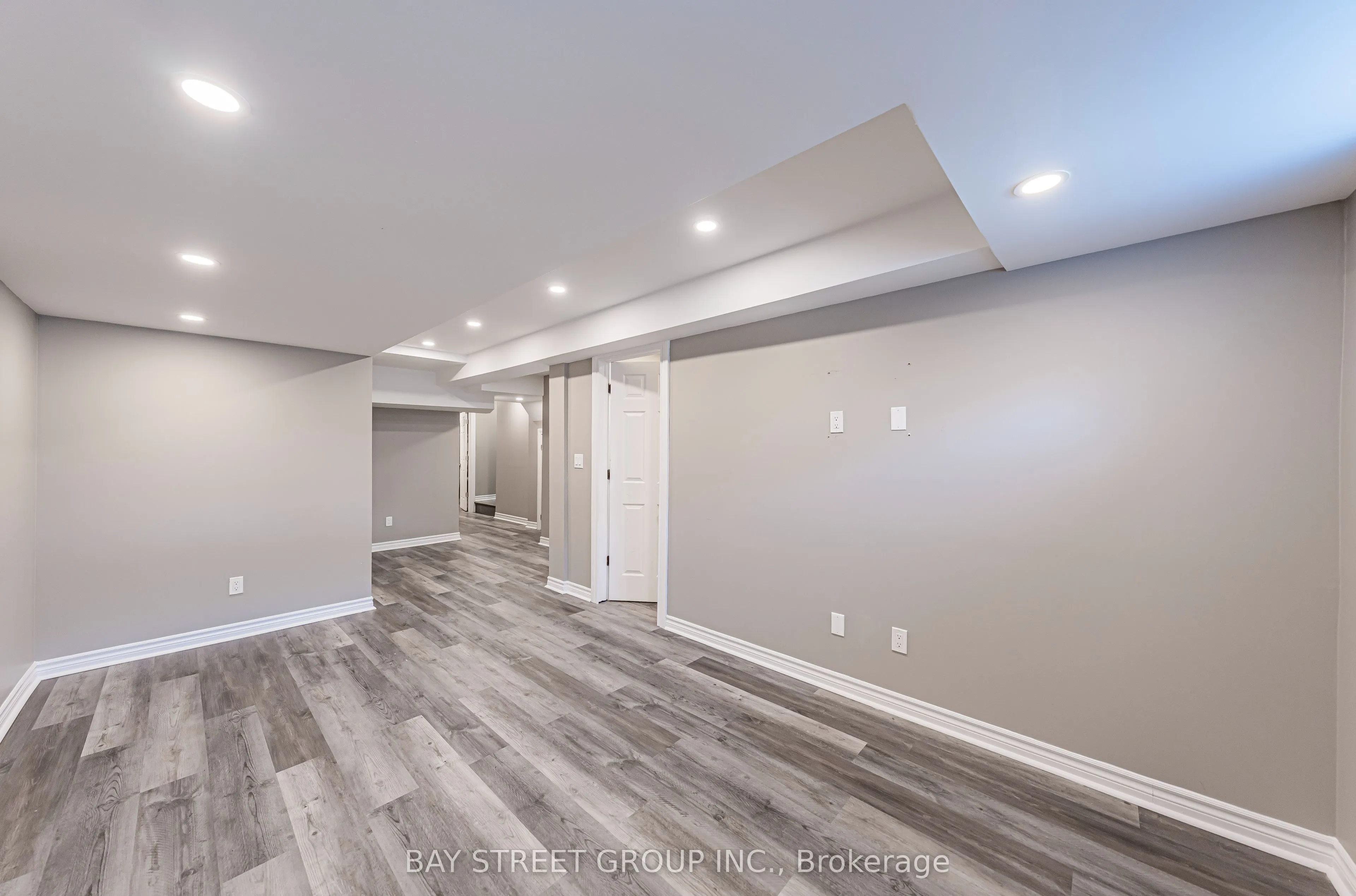 28 Rougeview Park Crescent