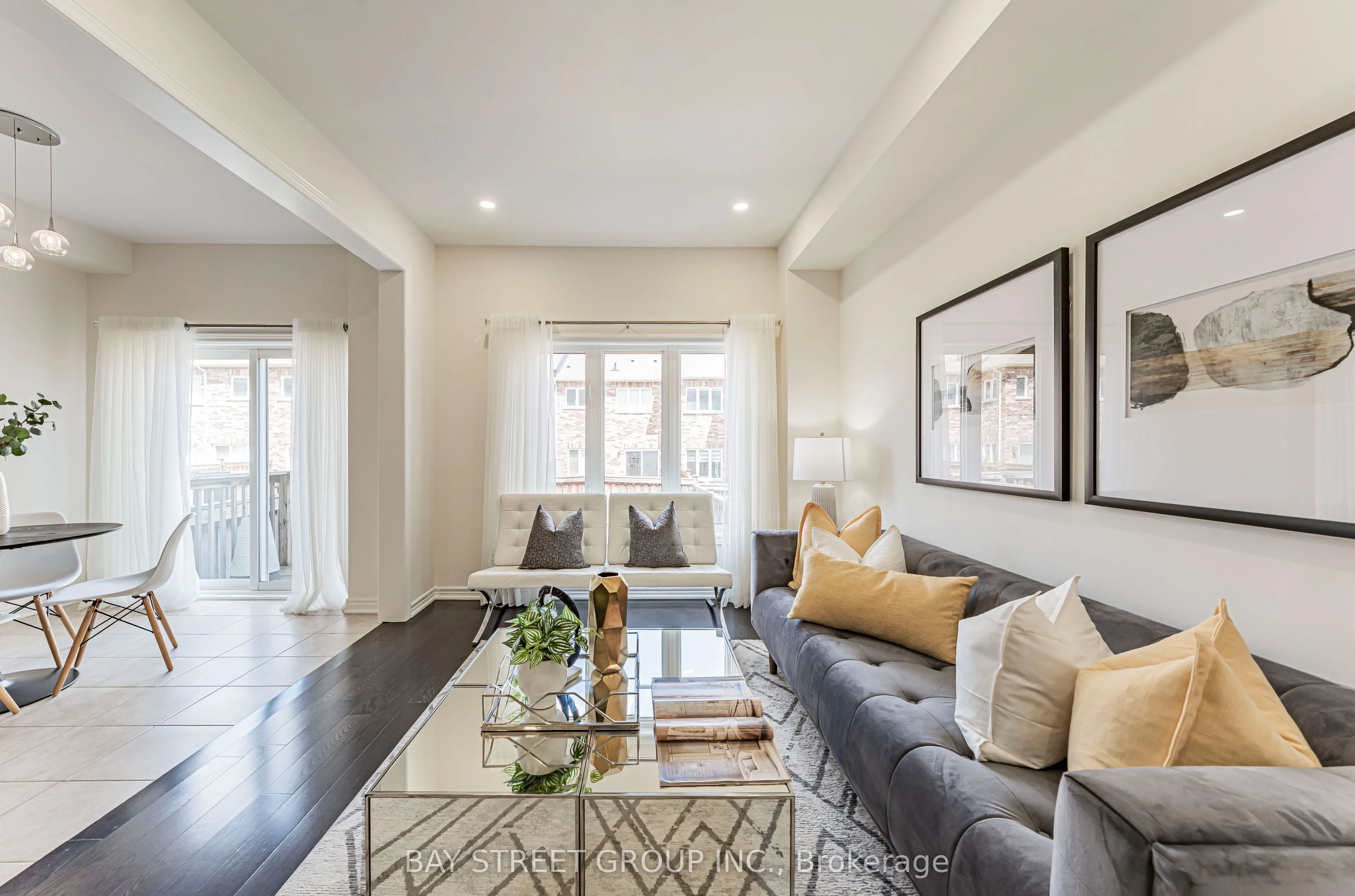 28 Rougeview Park Crescent