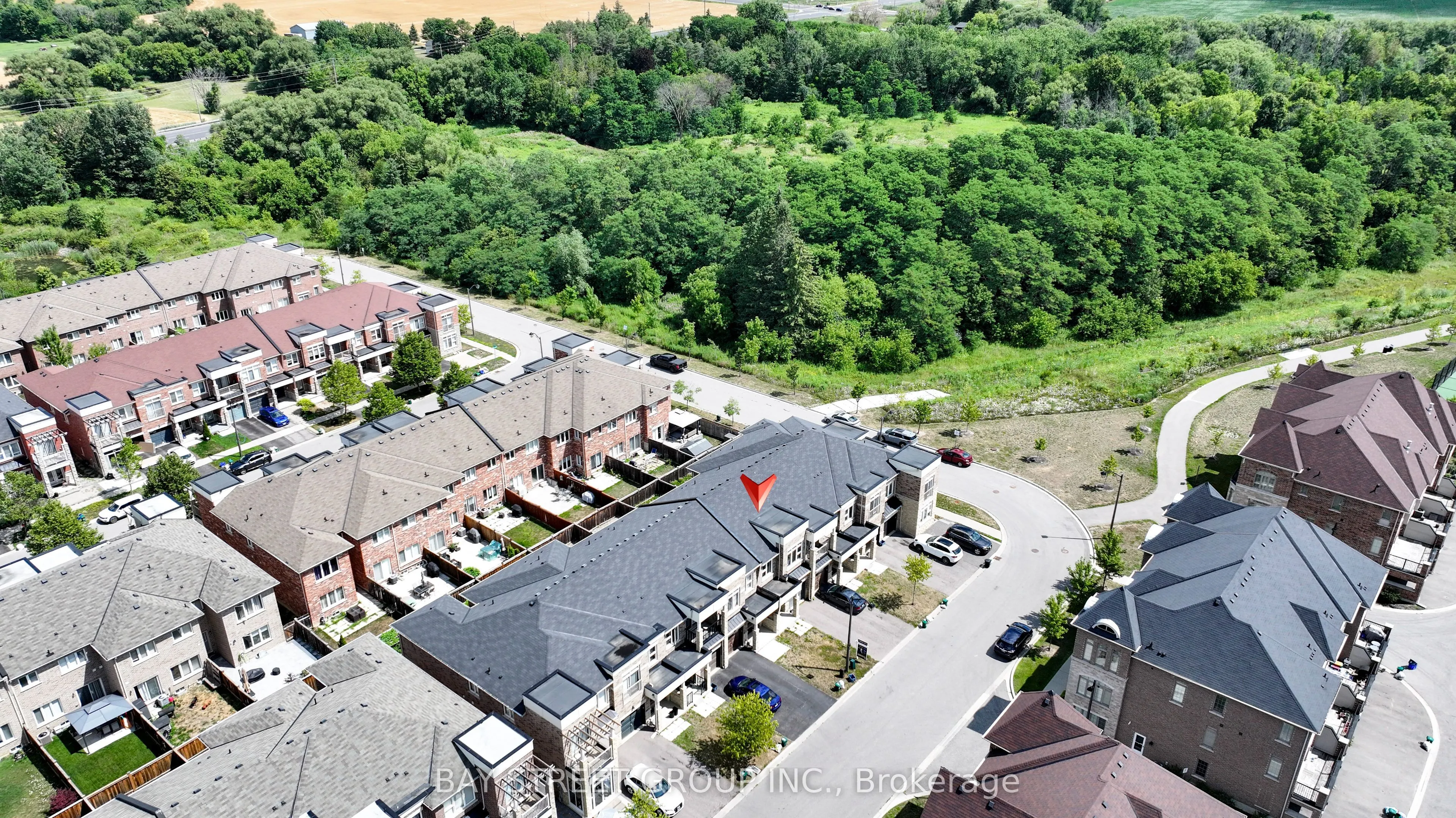 28 Rougeview Park Crescent