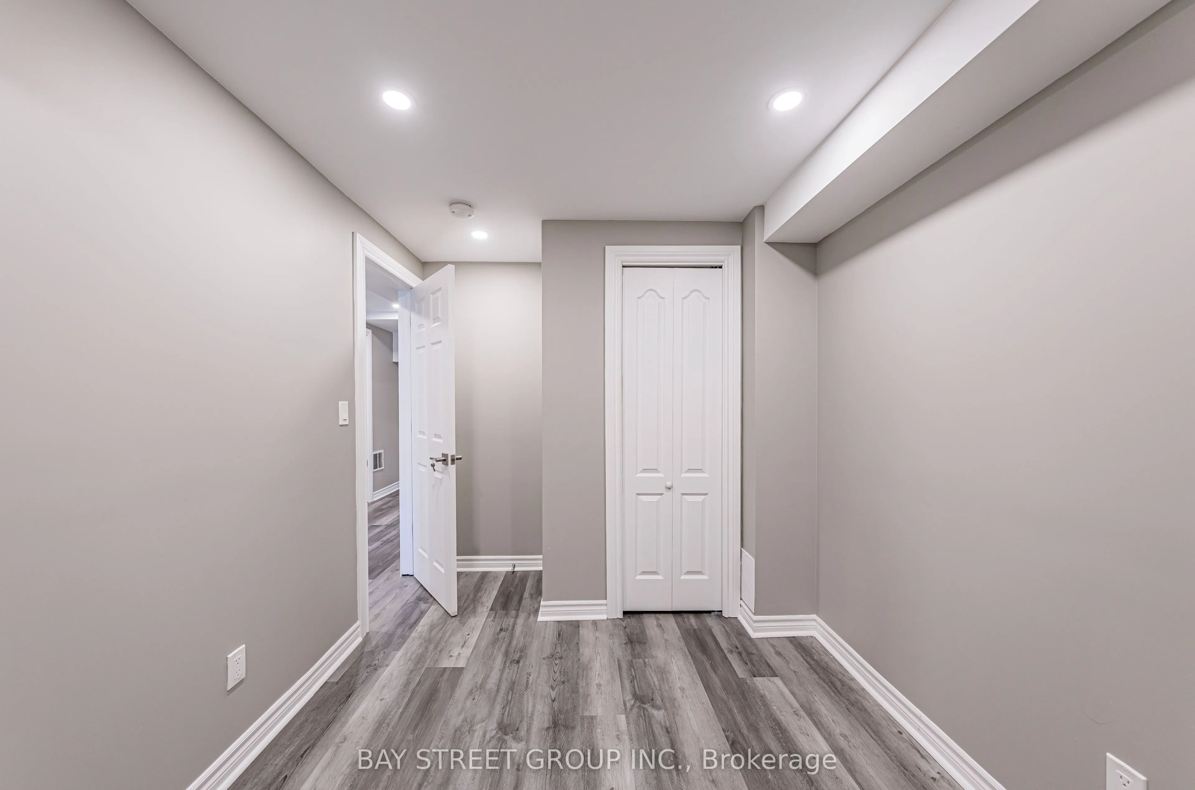28 Rougeview Park Crescent