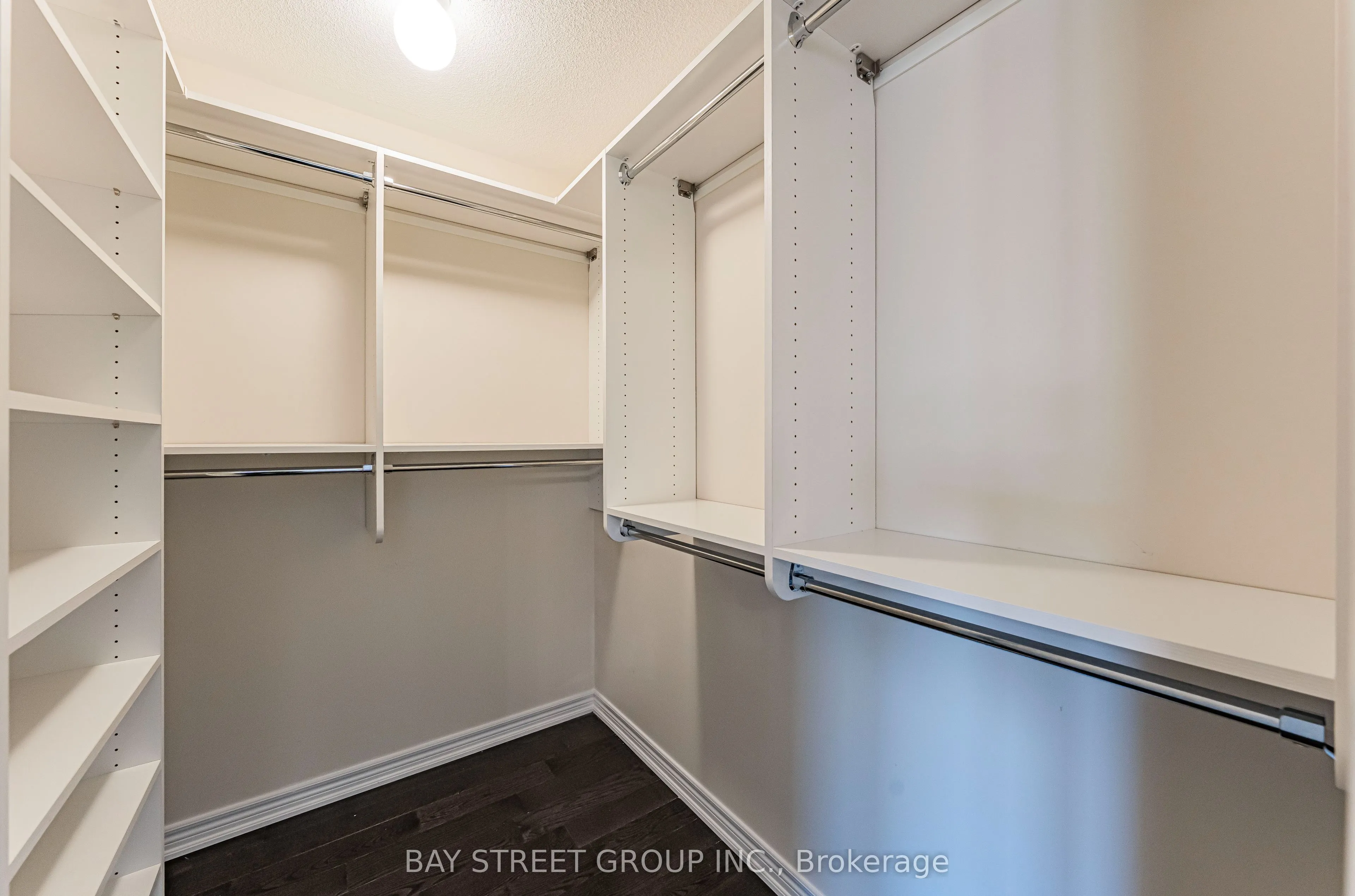 28 Rougeview Park Crescent
