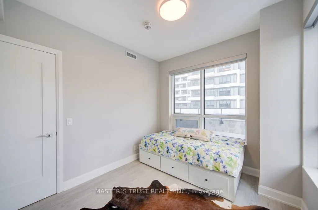 18 Water Walk Drive, #209