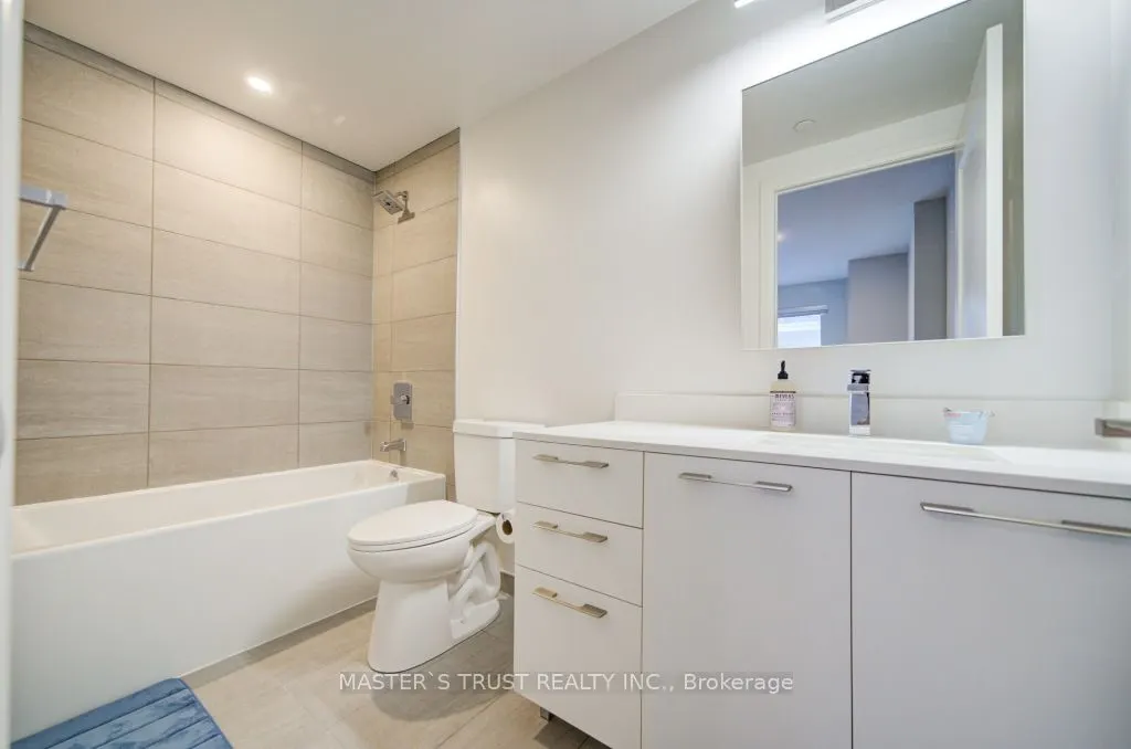 18 Water Walk Drive, #209