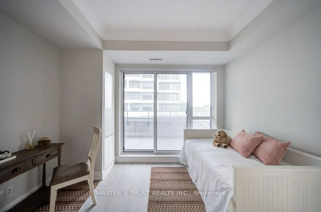 18 Water Walk Drive, #209