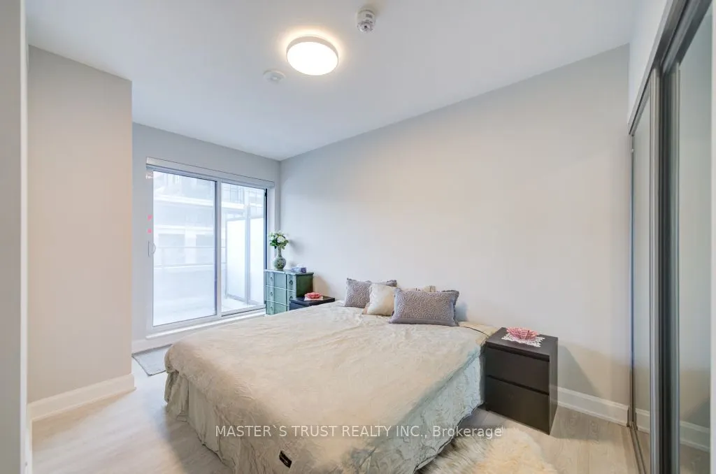 18 Water Walk Drive, #209