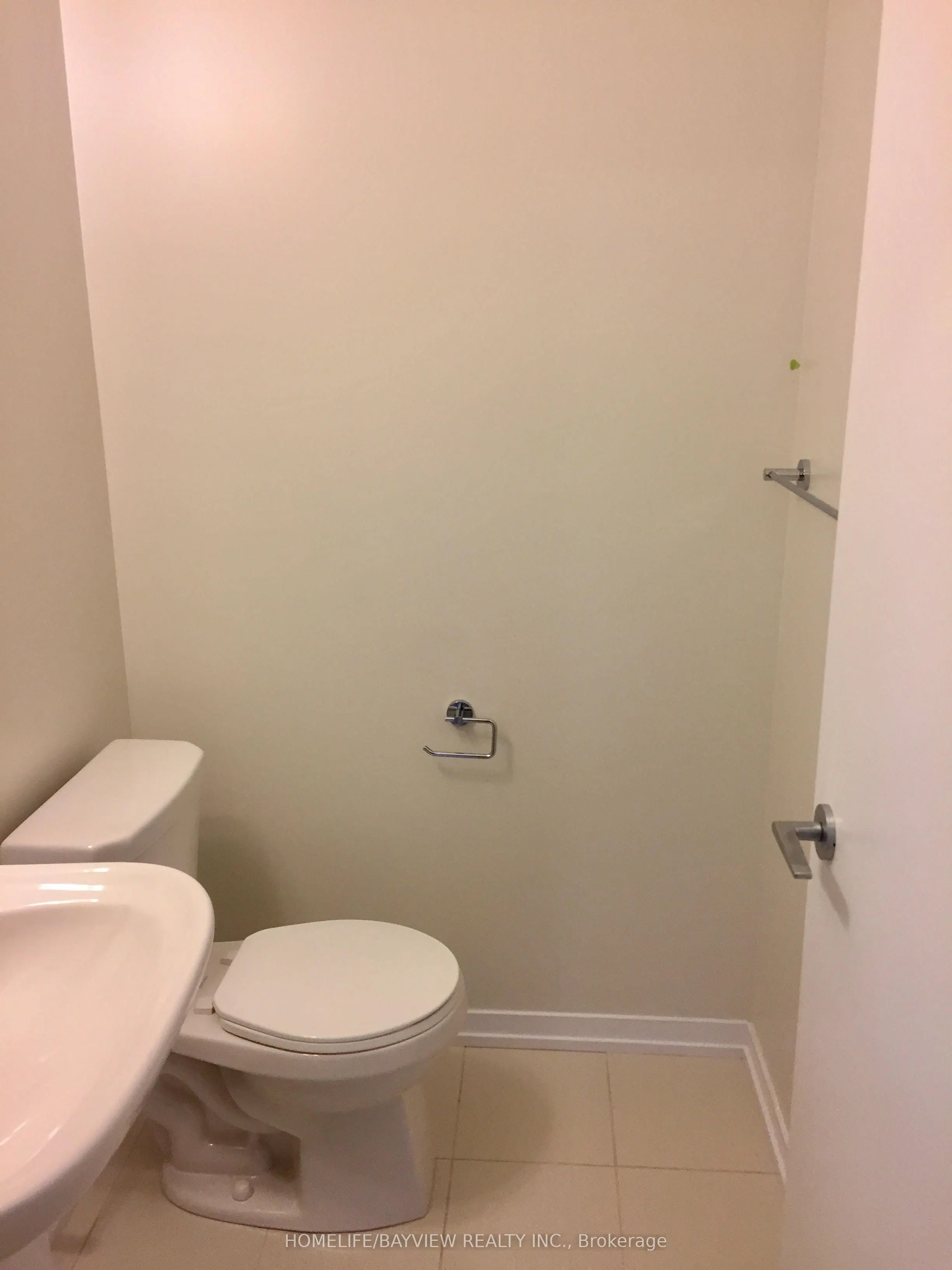 26 Bruce Street, #D-16