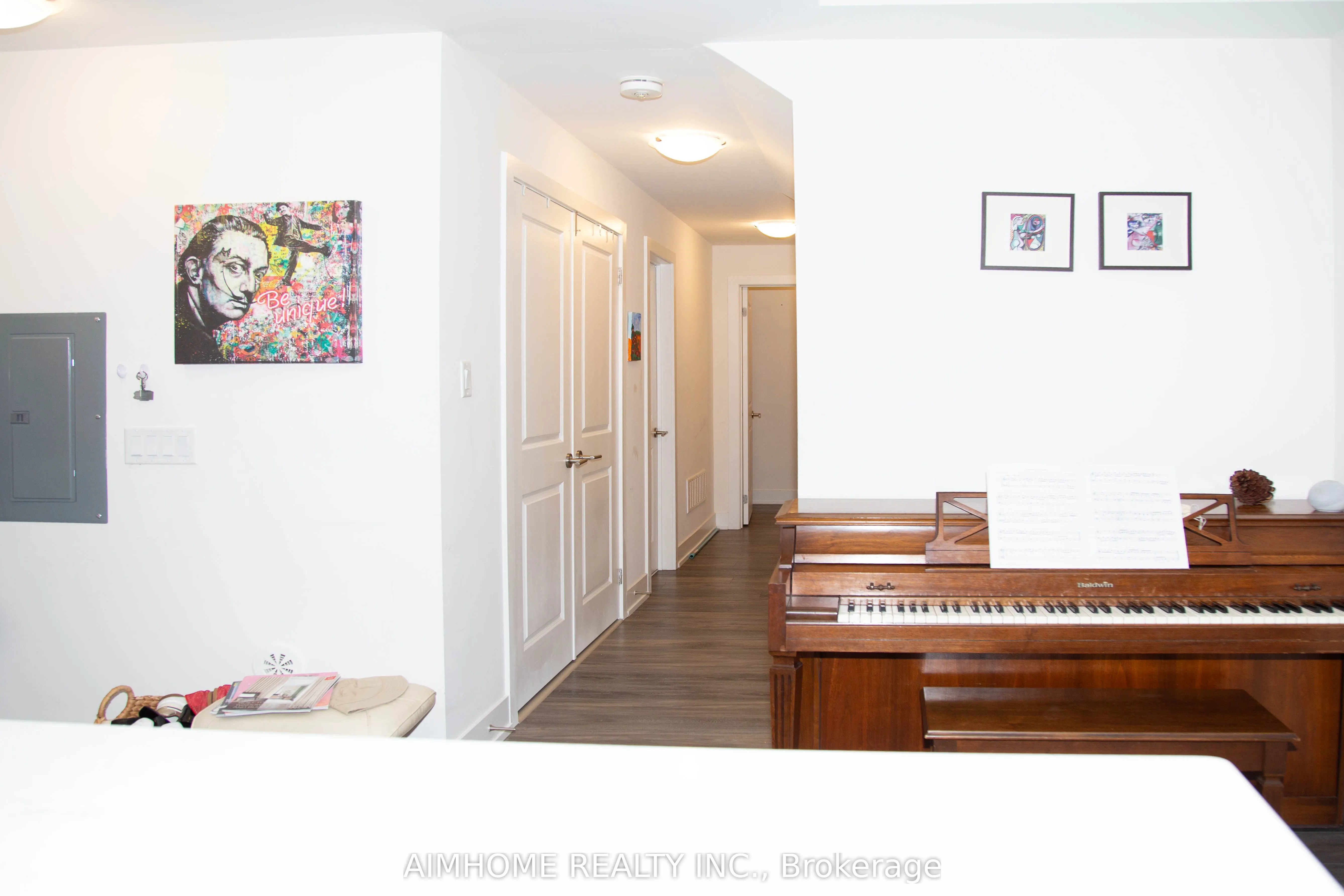 8 Sayers Lane, #16