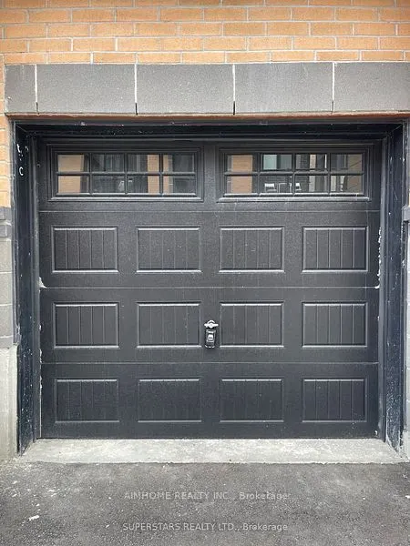 8 Sayers Lane, #16