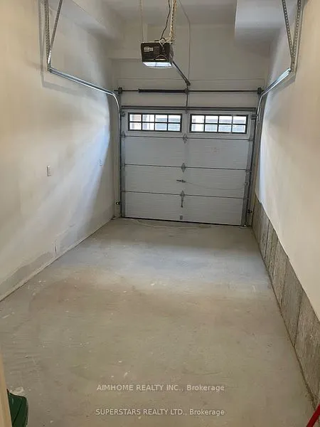 8 Sayers Lane, #16