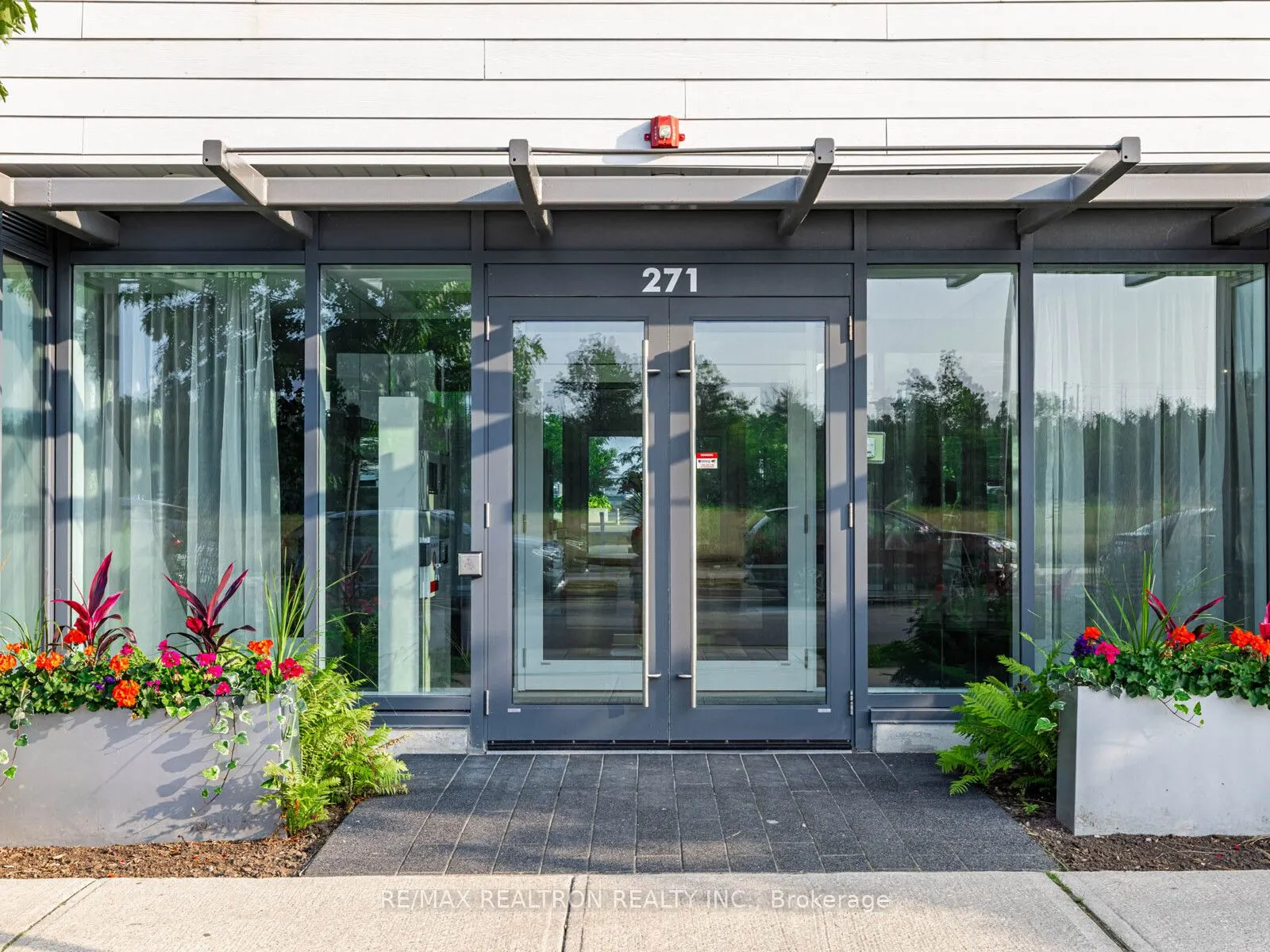 271 Sea Ray Avenue, #B303