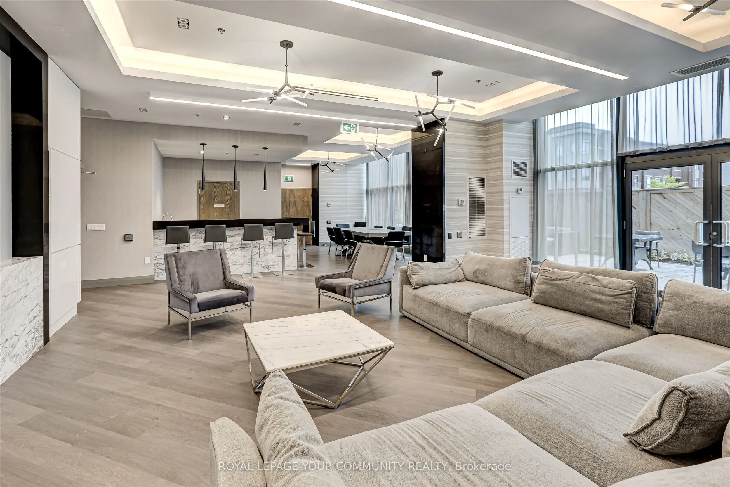 99 Eagle Rock Way S, #208