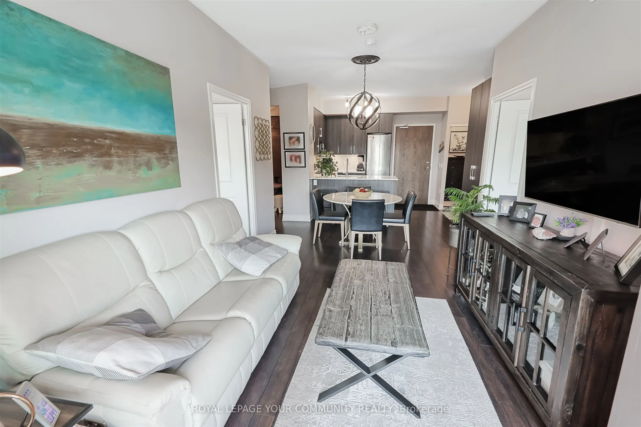 99 Eagle Rock Way S, #208