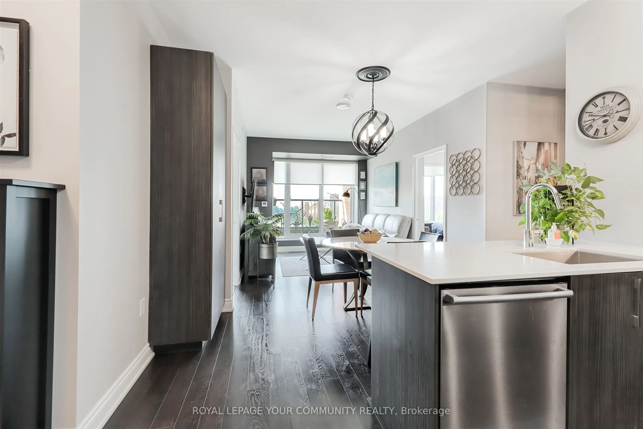 99 Eagle Rock Way S, #208