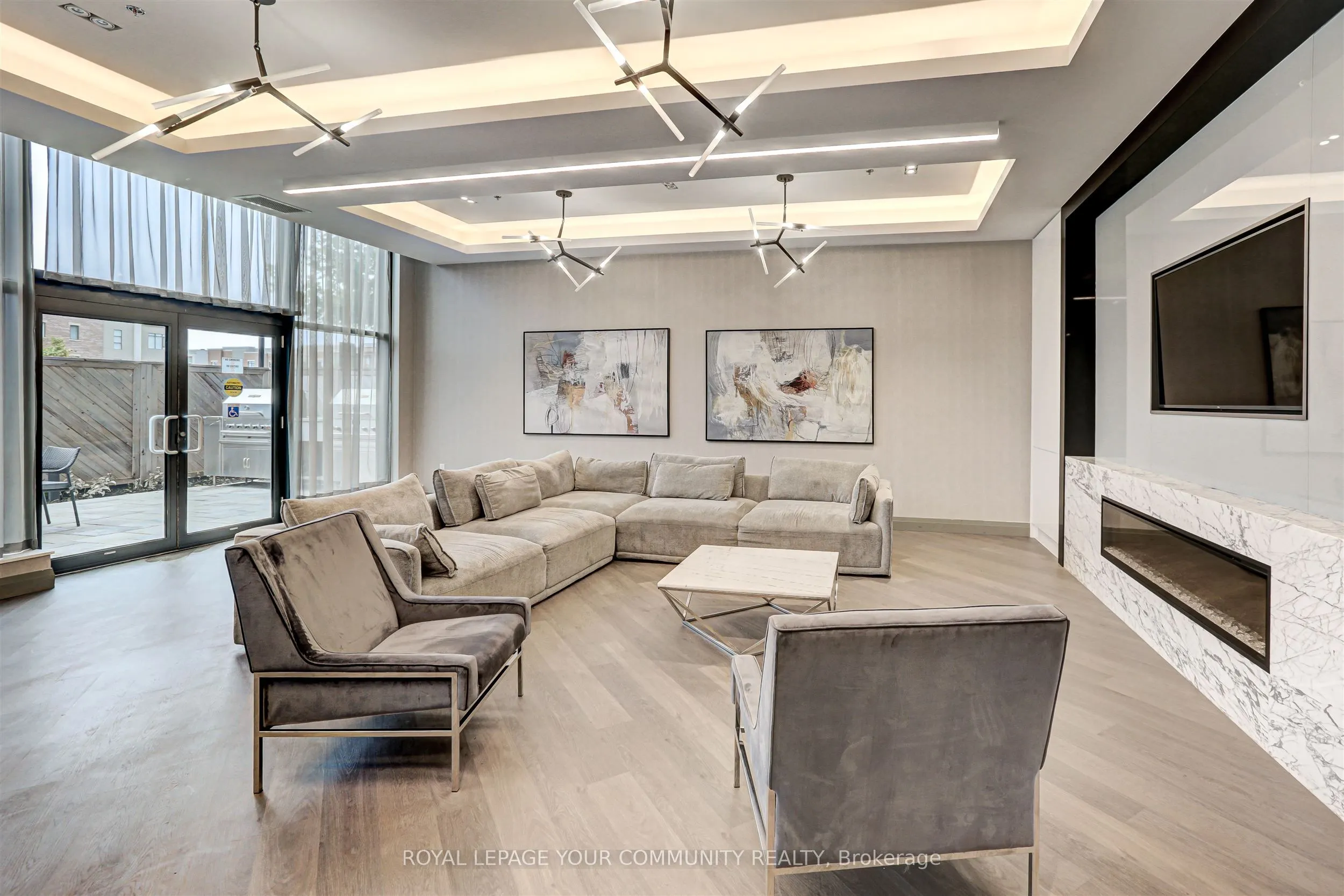 99 Eagle Rock Way S, #208