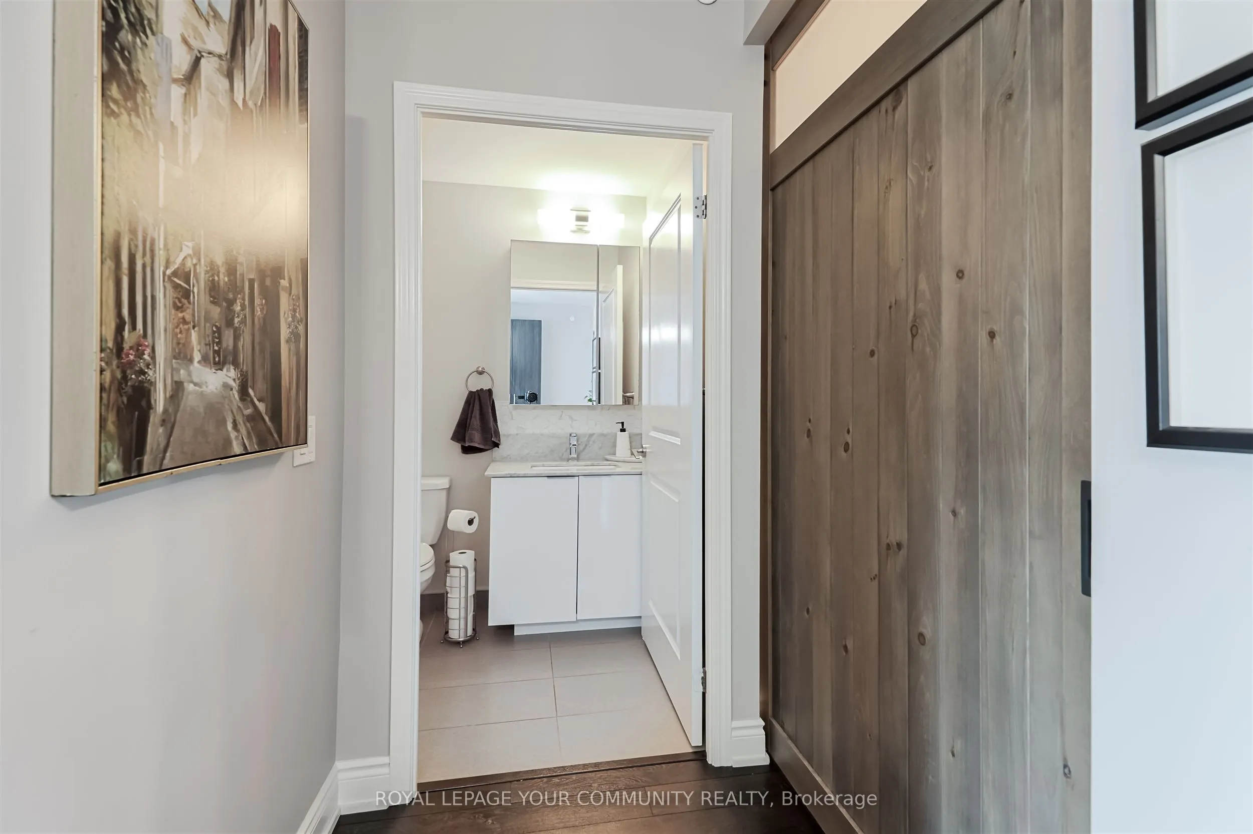 99 Eagle Rock Way S, #208