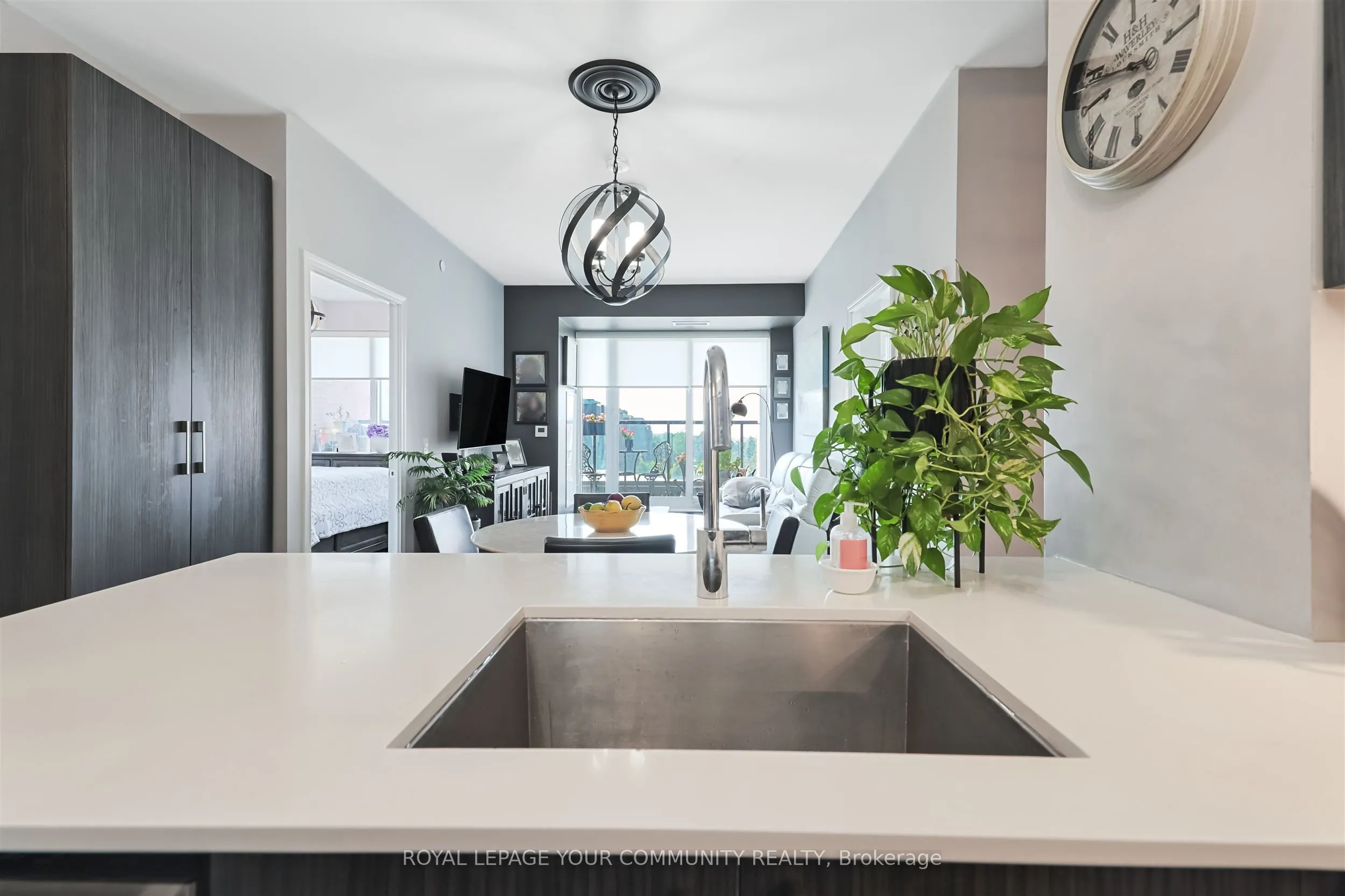 99 Eagle Rock Way S, #208