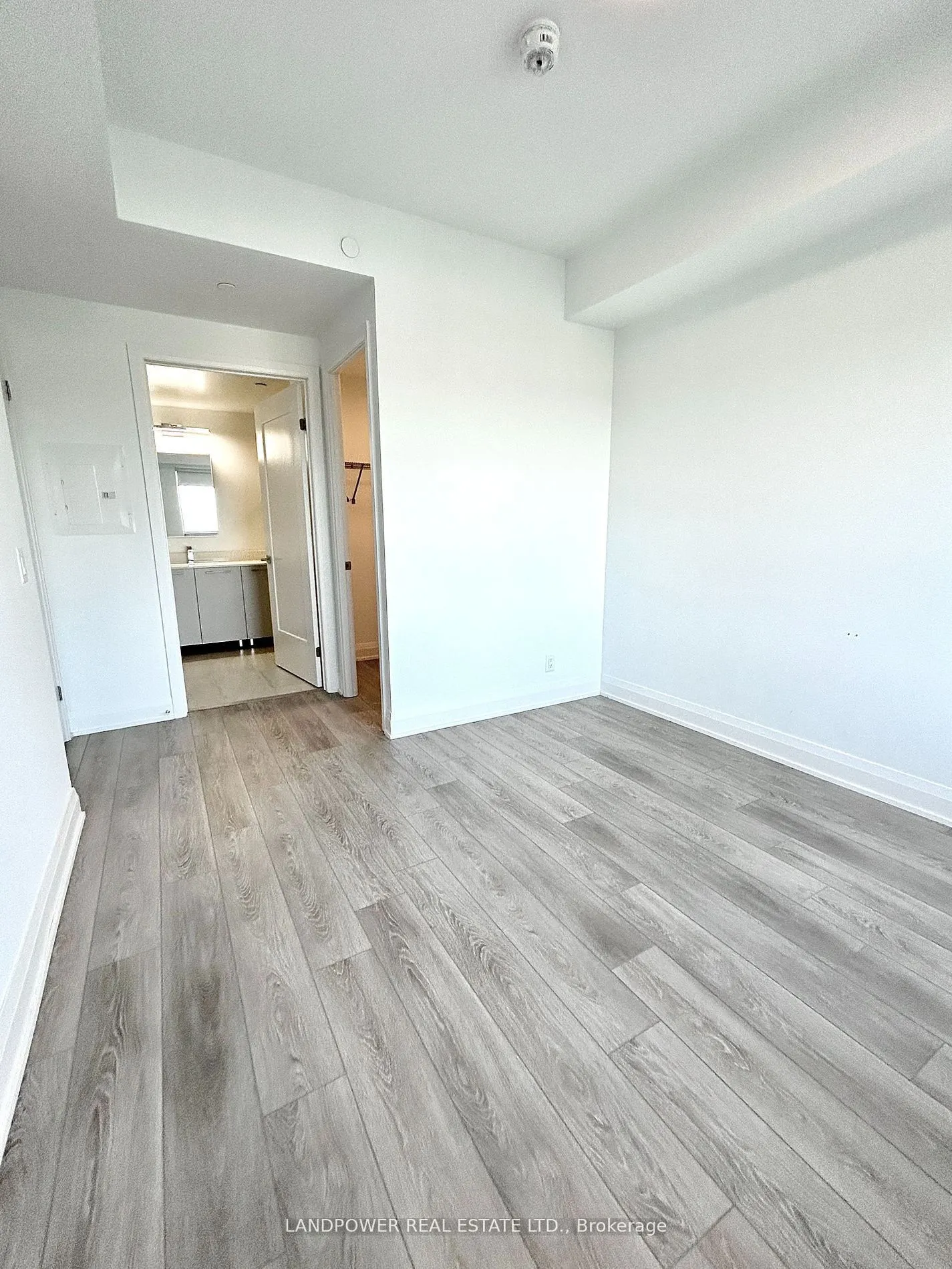 8 Water Walk Drive, #4211